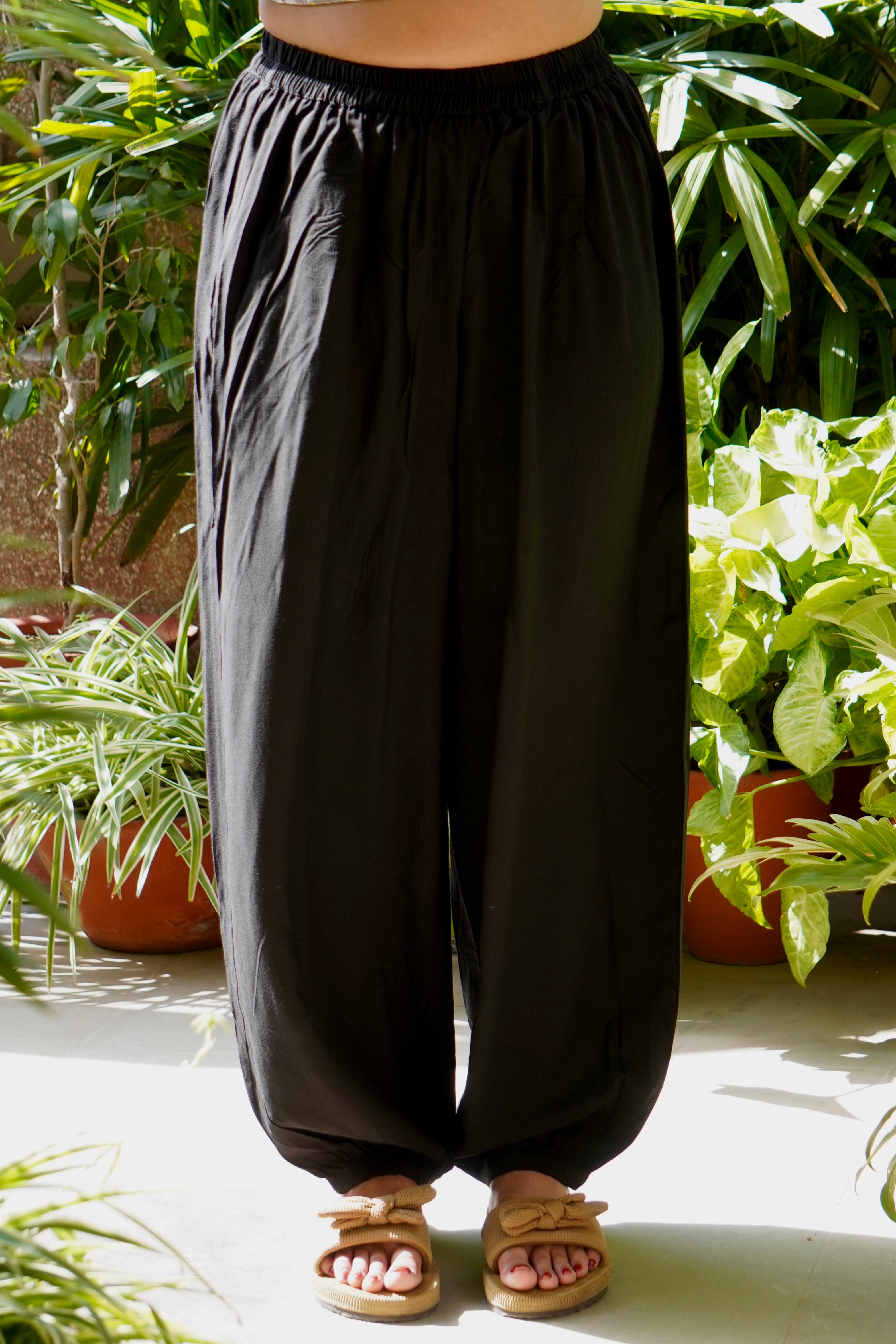 BLACK MODAL AFGHANI PANTS