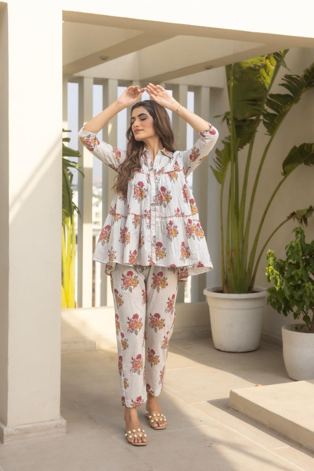 PHOEBE LINEAR IVORY TOP