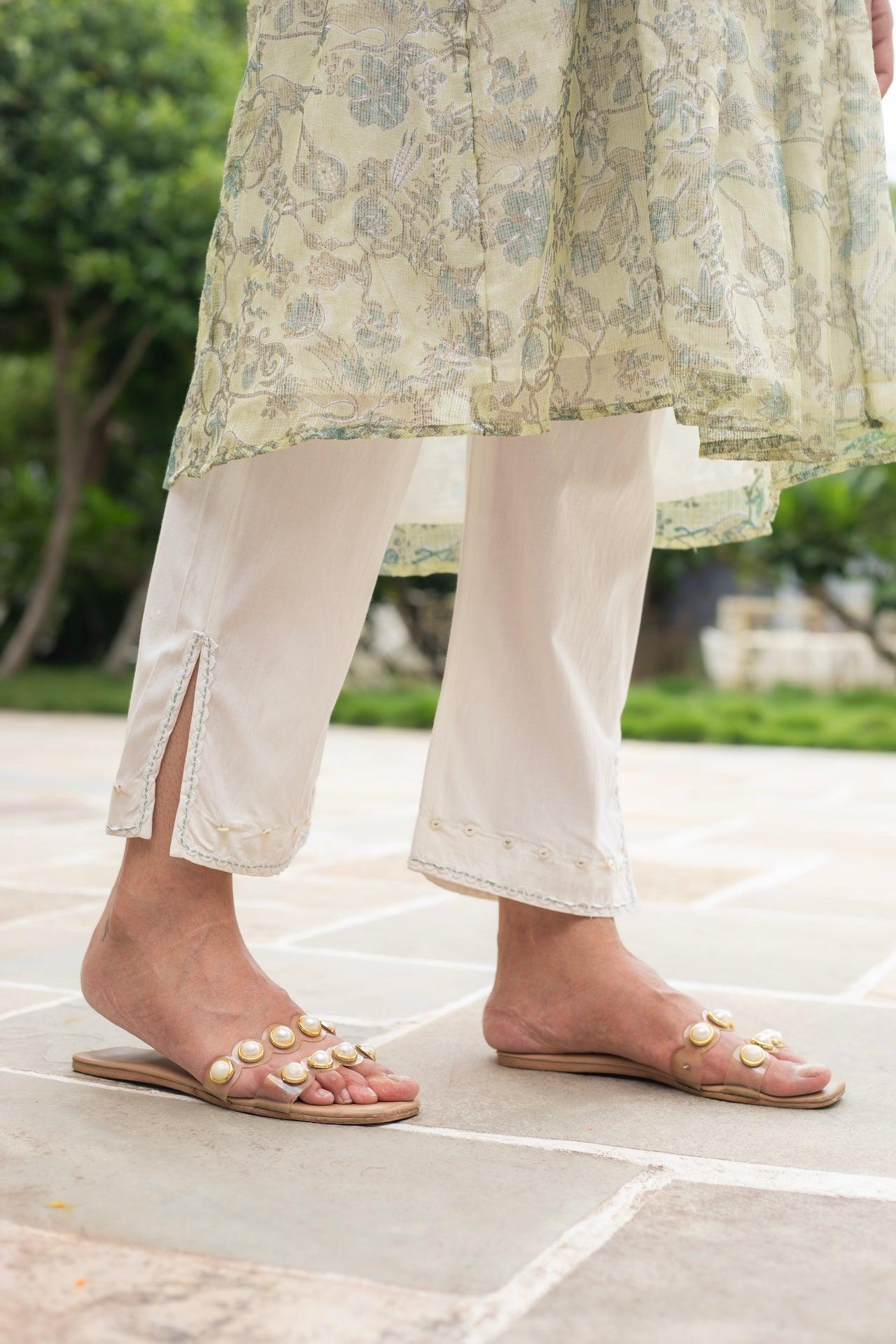 MIHRA PRINTED DORIYA KURTA SET