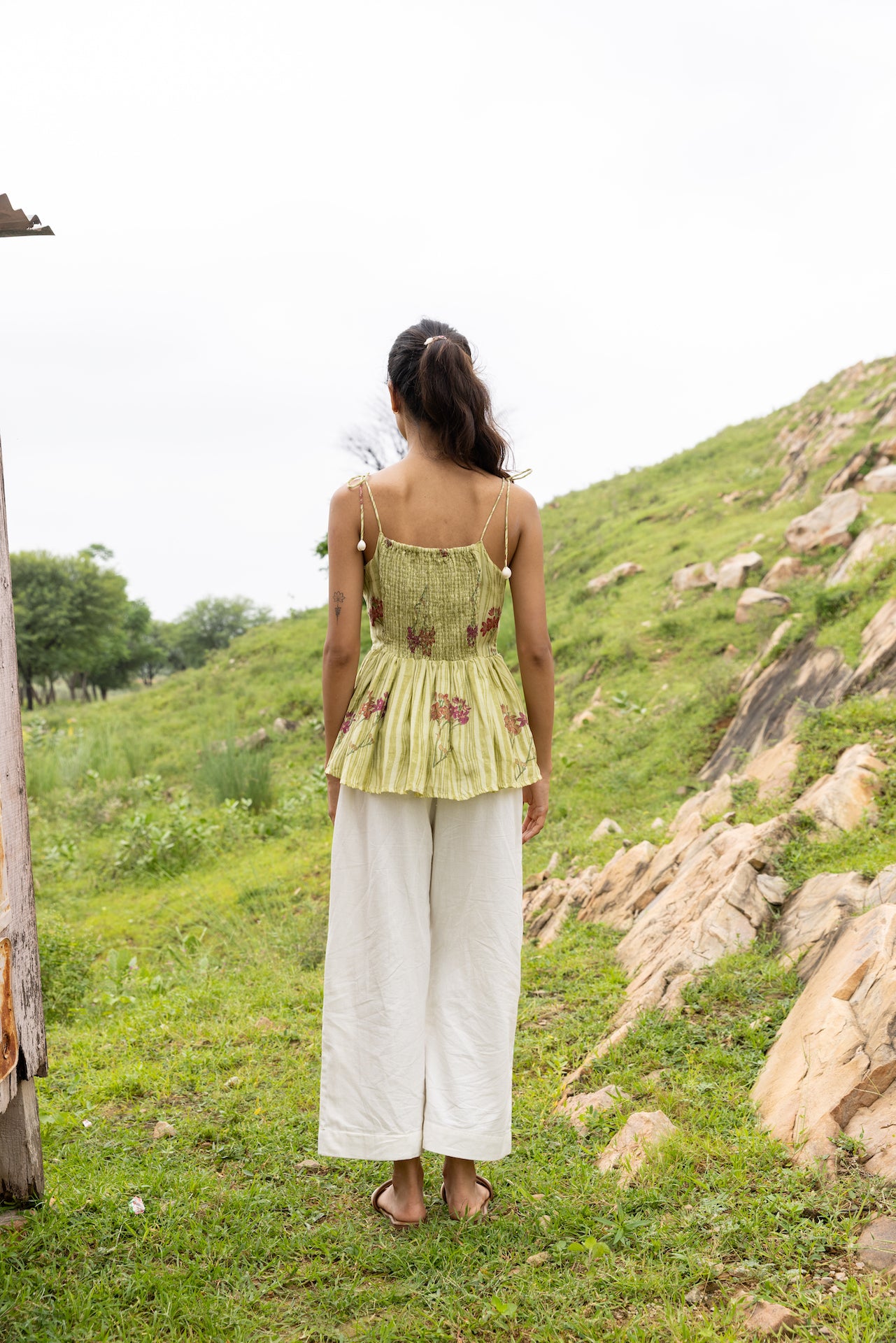 MINNIE CHANDERI TOP