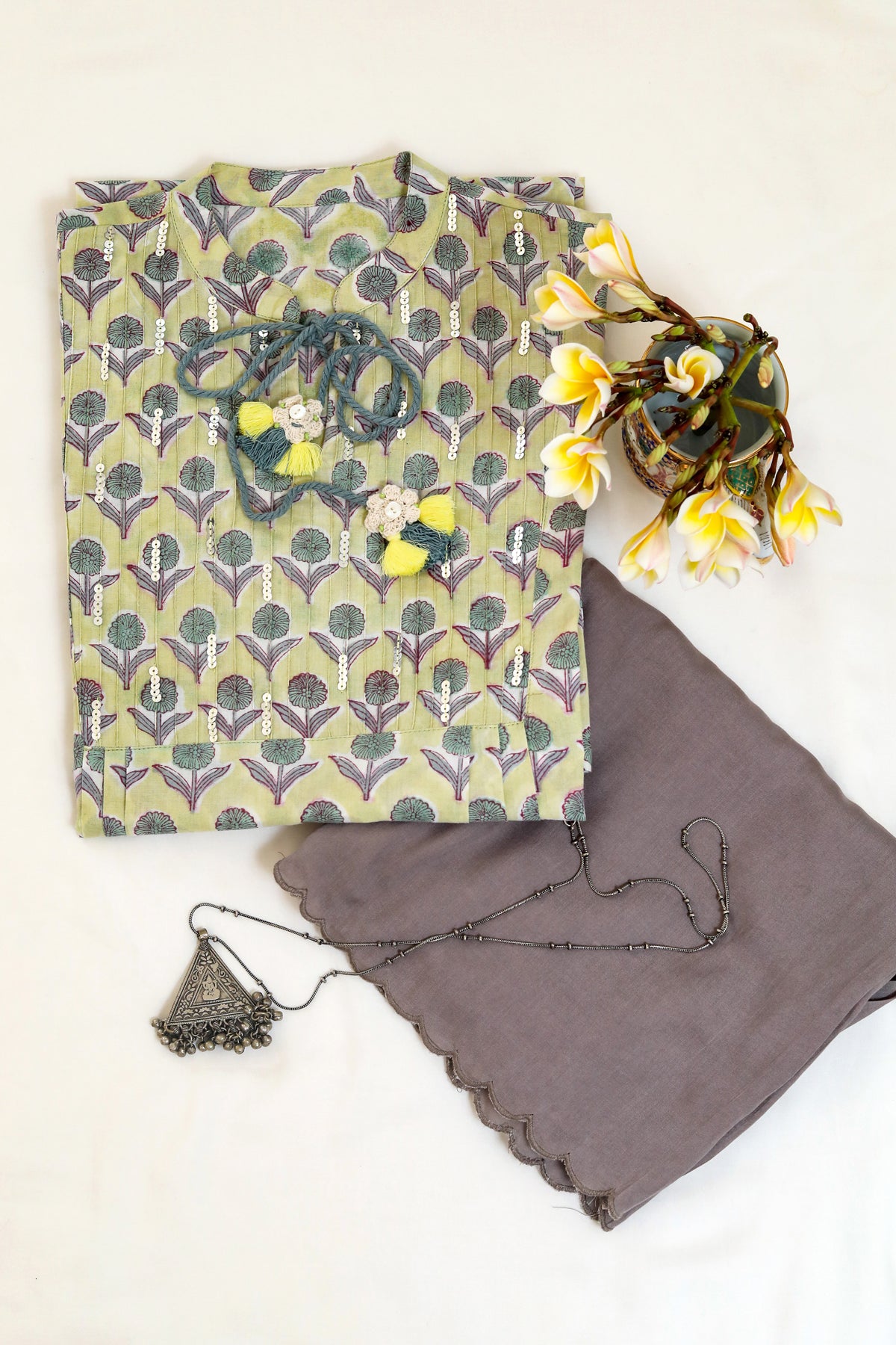 BEKHUDI HAND SEQUINED KURTA SET