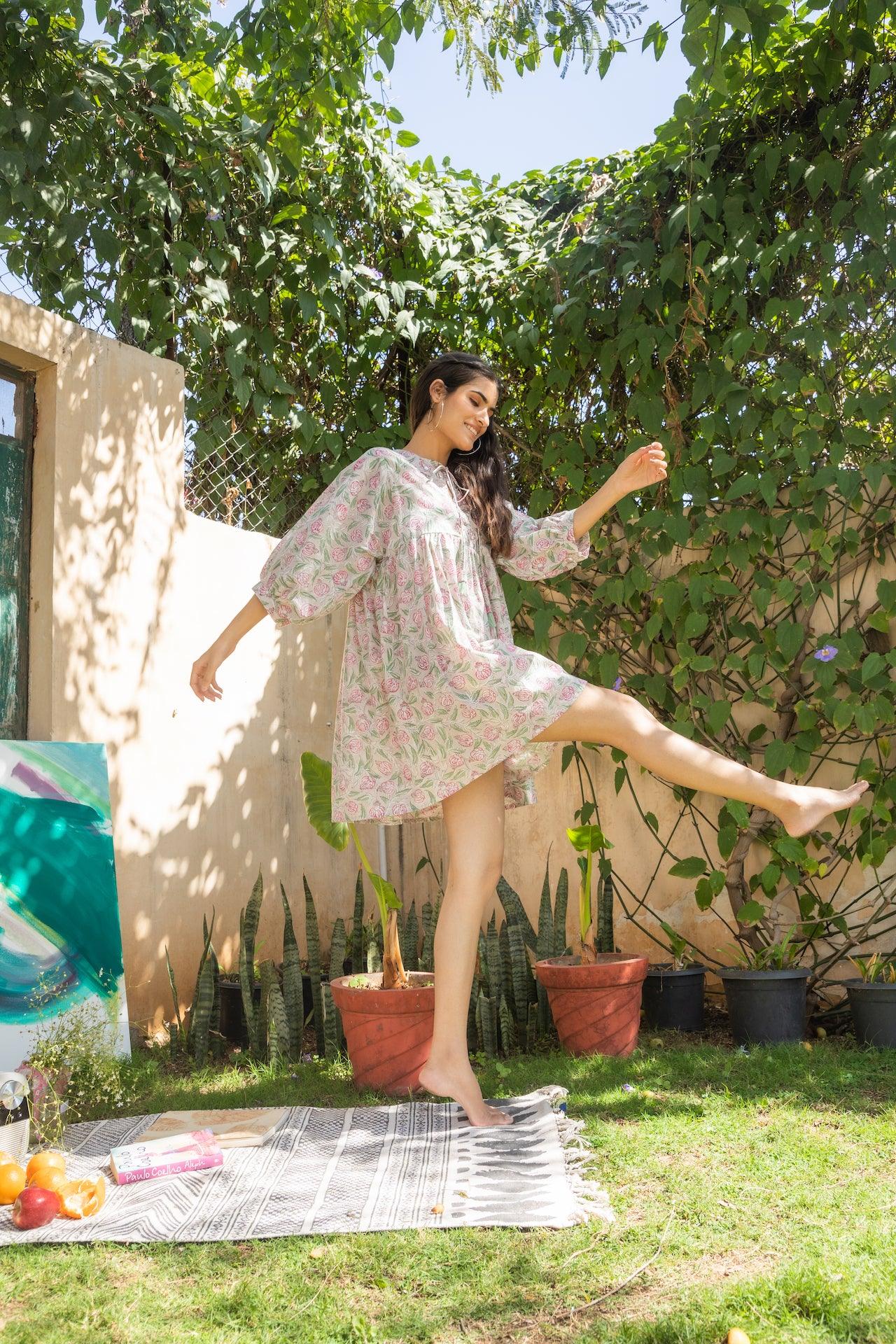 SUVI COTTON SHORT DRESS