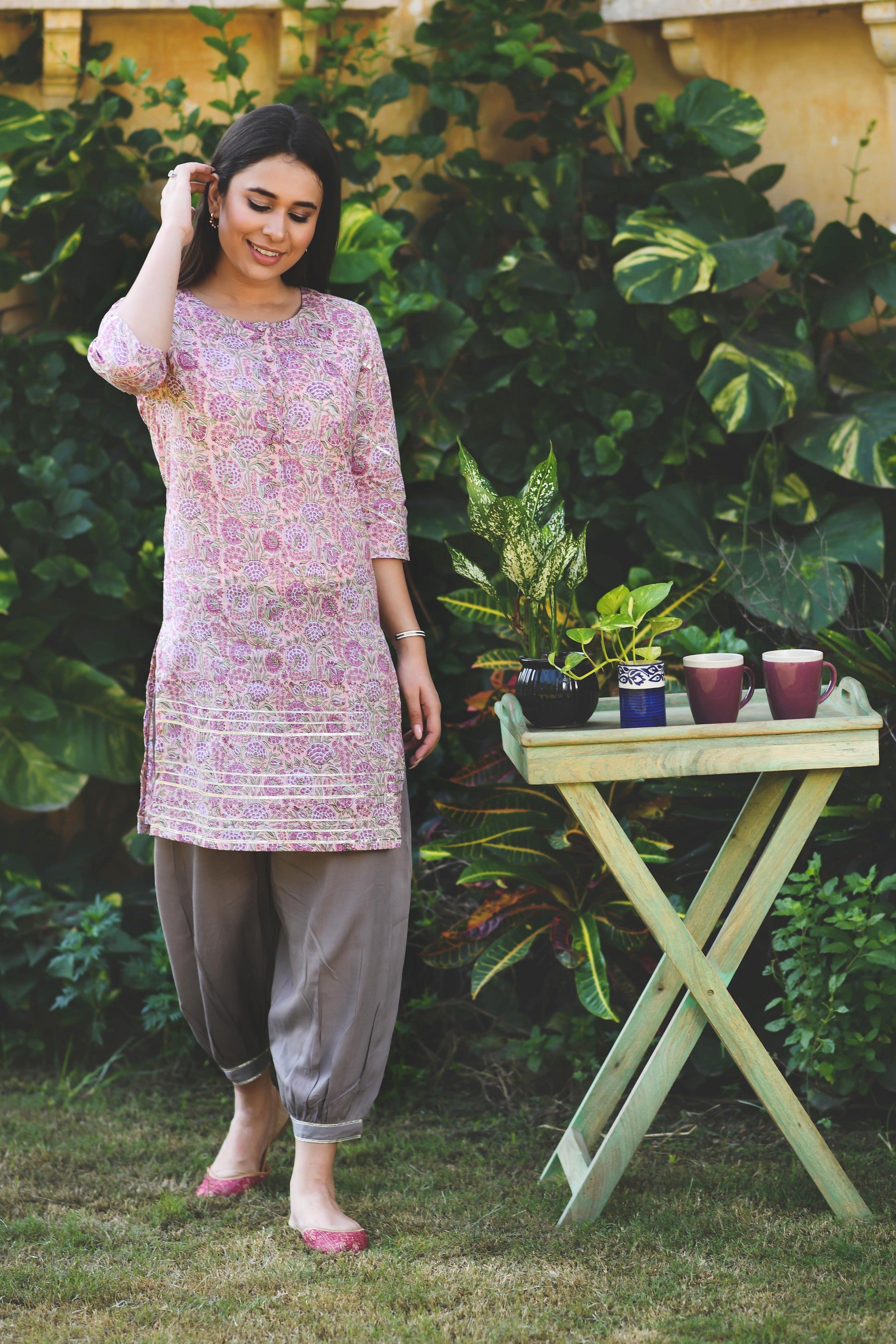 POWDER BLUSH PEACH SHORT KURTI