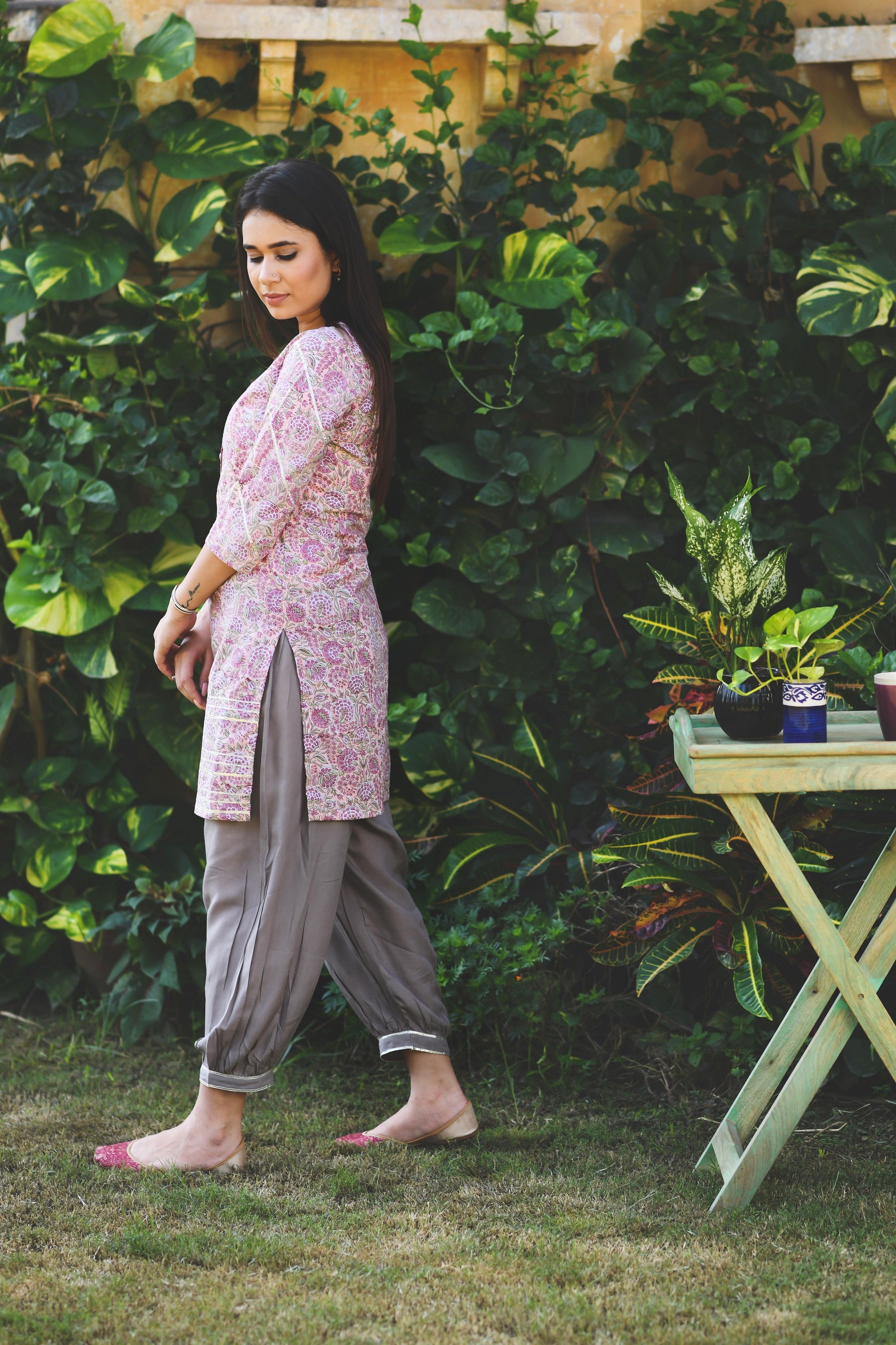 POWDER BLUSH PEACH SHORT KURTI