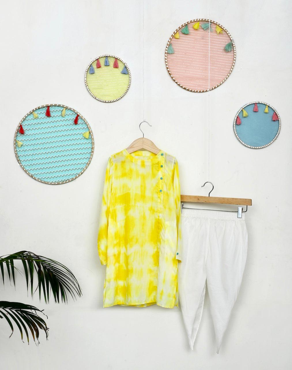 DAISY- CLASSIC YELLOW KURTA SET