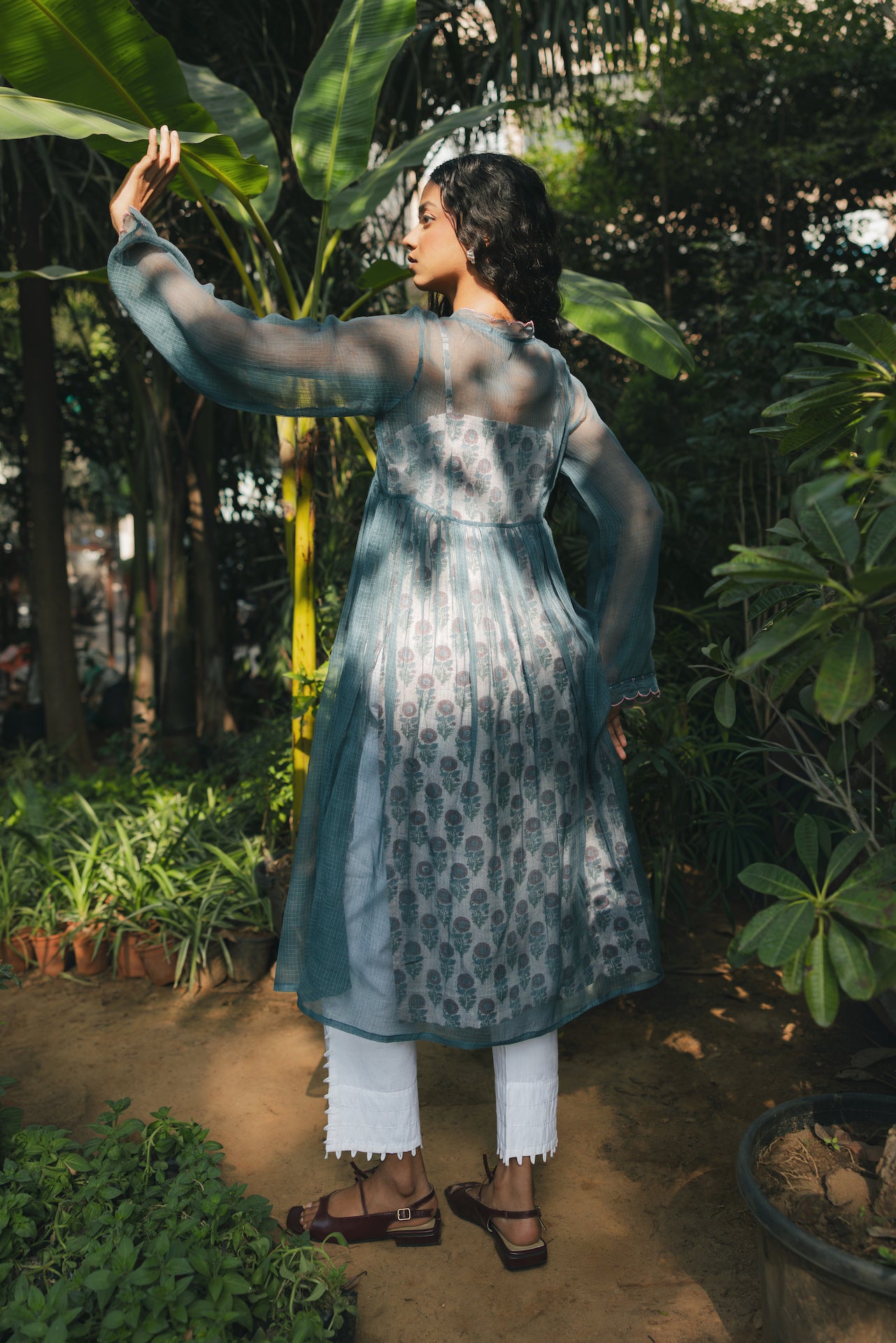 MISTY DORIYA DORIYA KURTA
