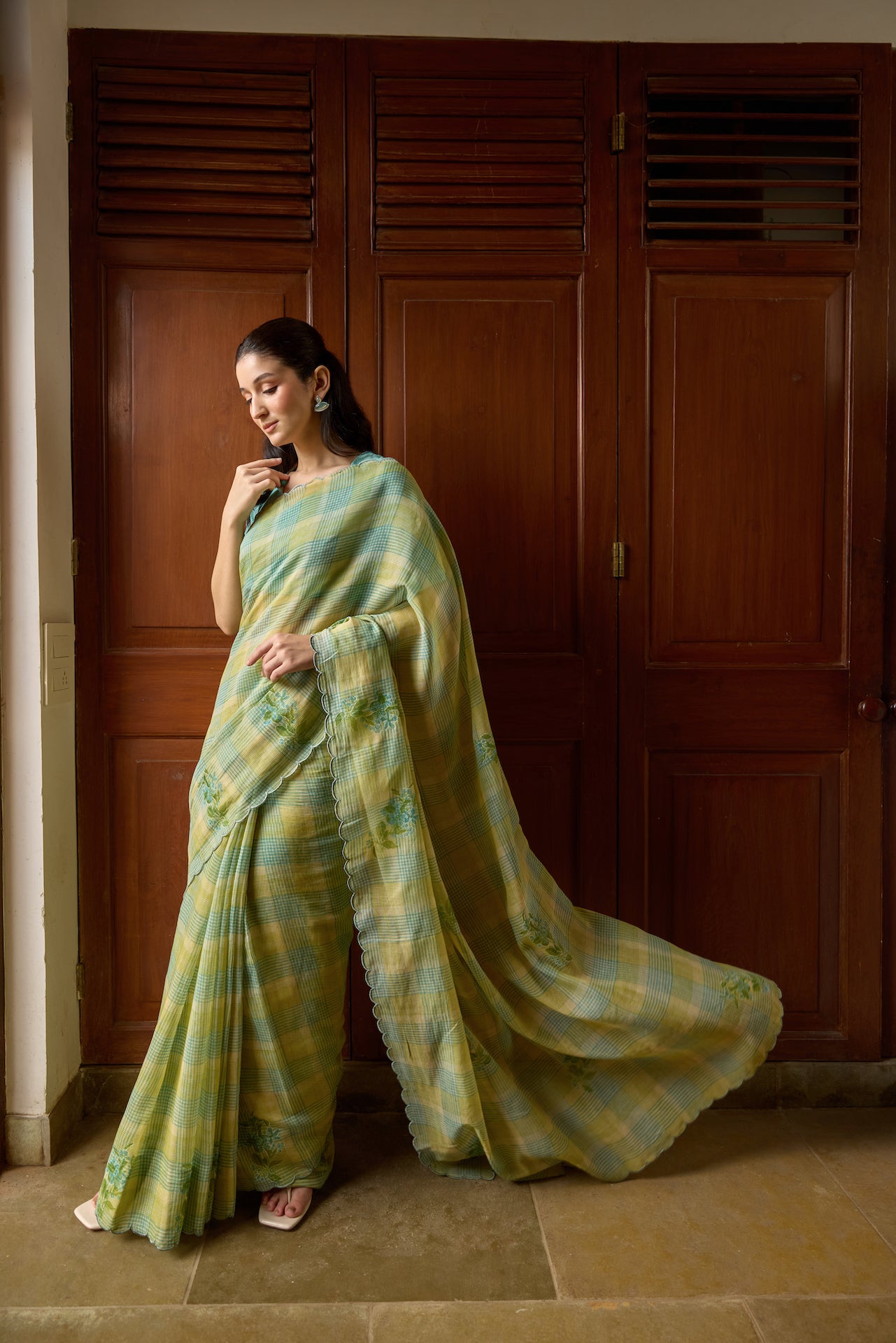 NERINE SKY SAREE WITH UNSTITCHED BLOUSE