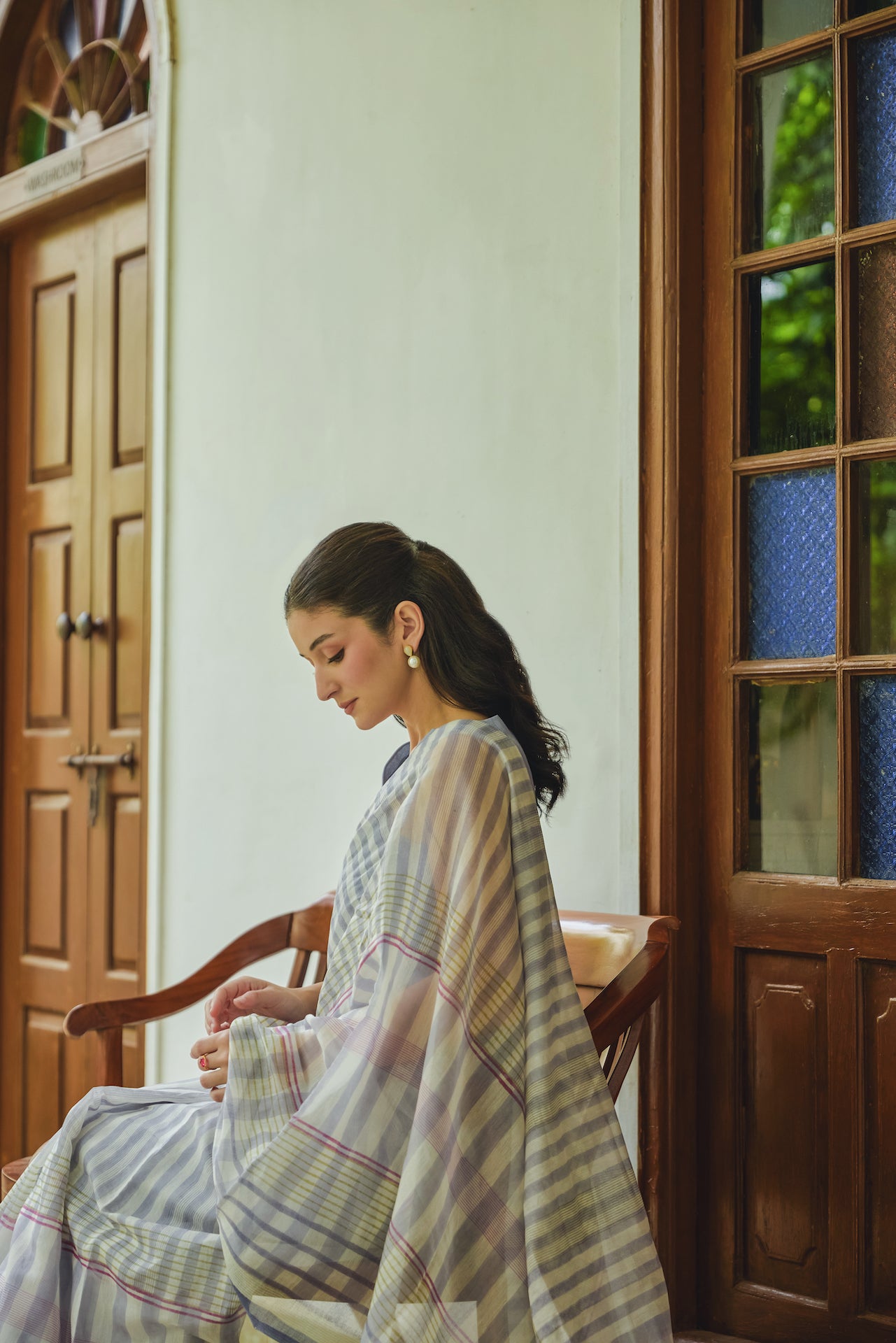 MOONLIT BLOOM SAREE WITH UNSTITCHED BLOUSE