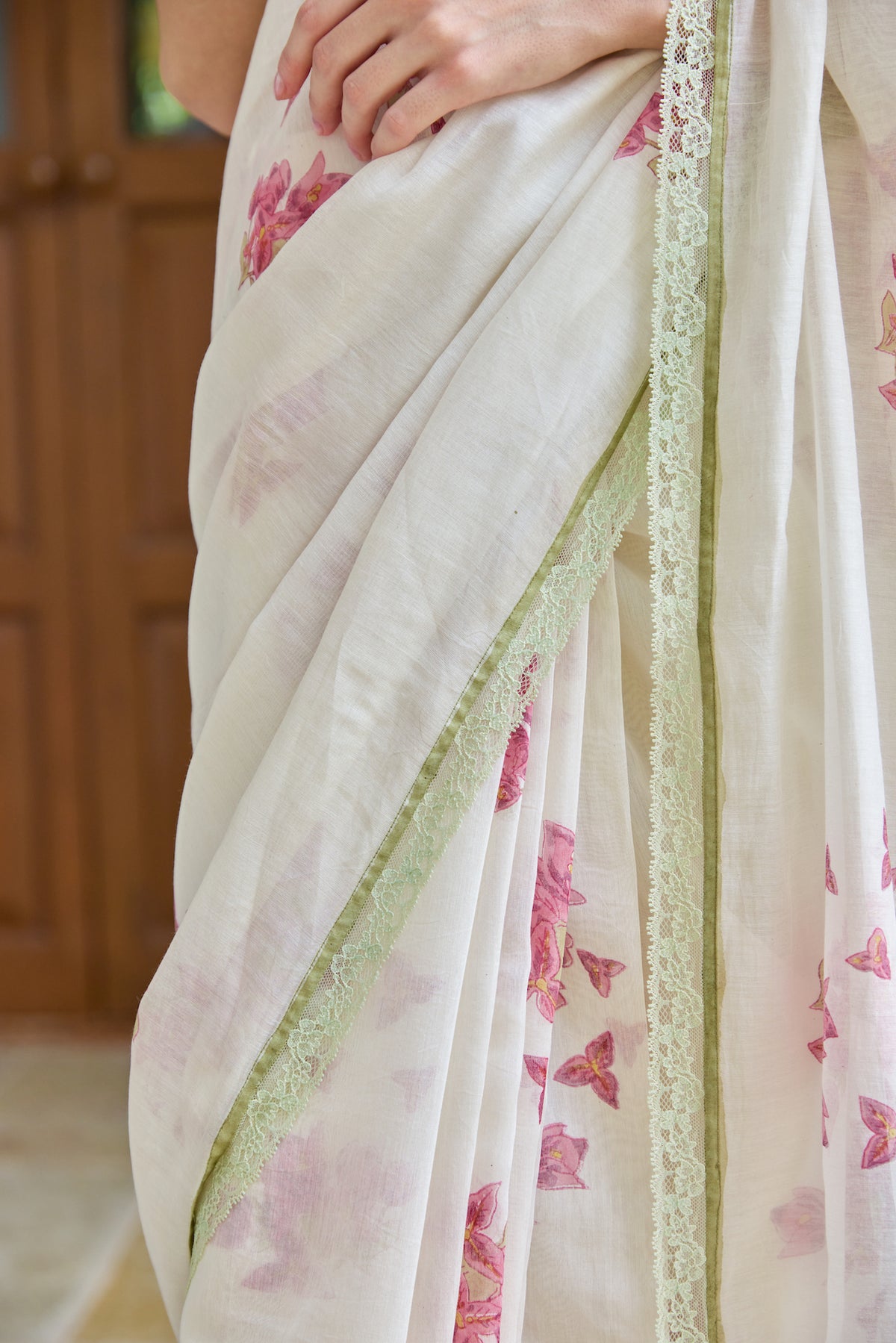 FLORA BREEZE SAREE WITH UNSTITCHED BLOUSE