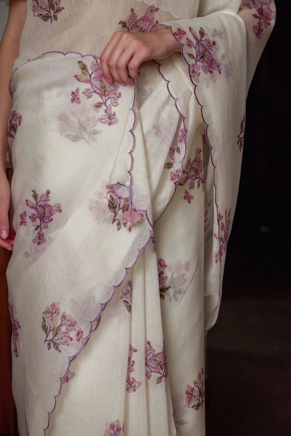 THE WINTER DOVE SAREE WITH UNSTITCHED BLOUSE