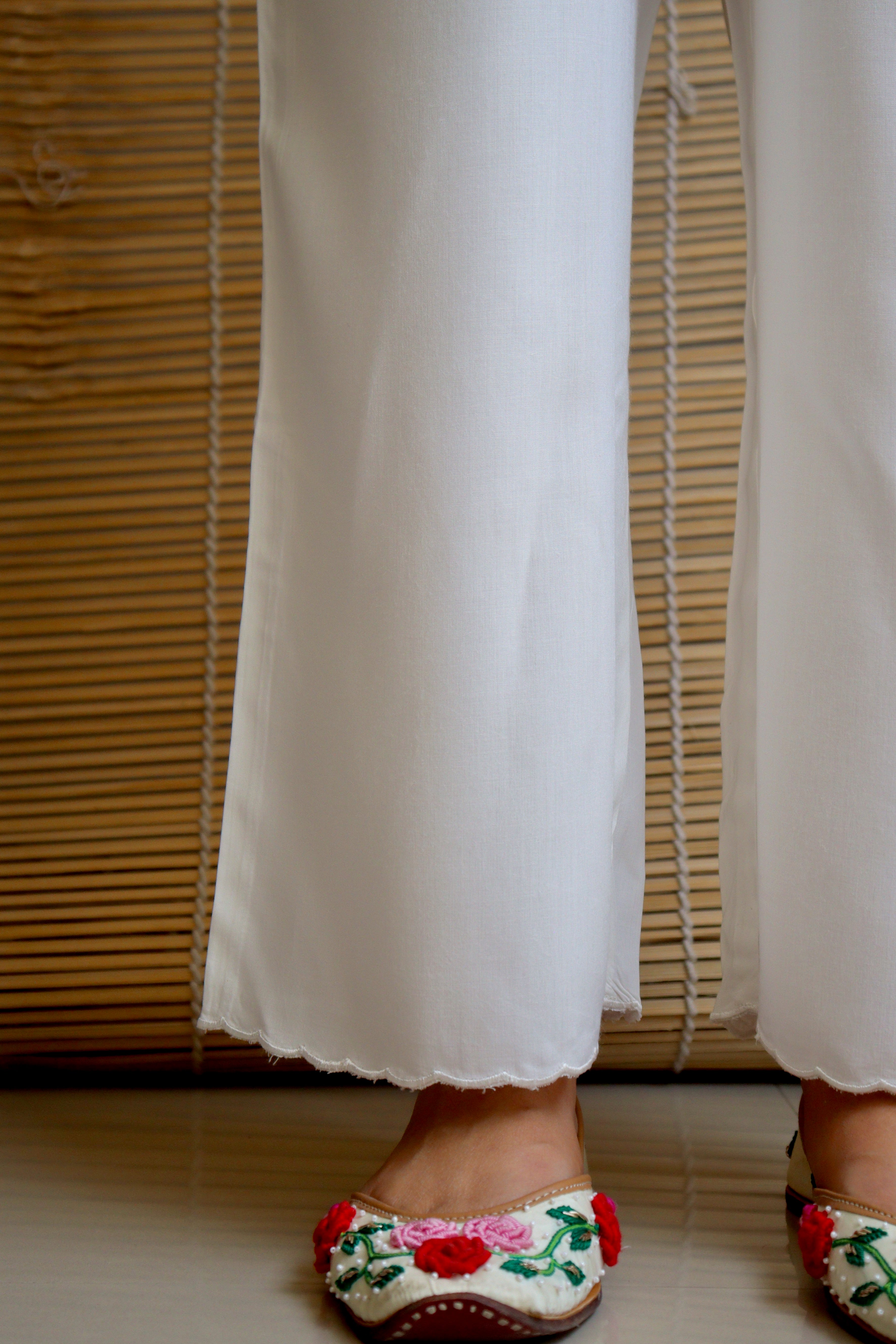 PEARL WHITE SCALLOP COTTON WIDE LEG PANTS