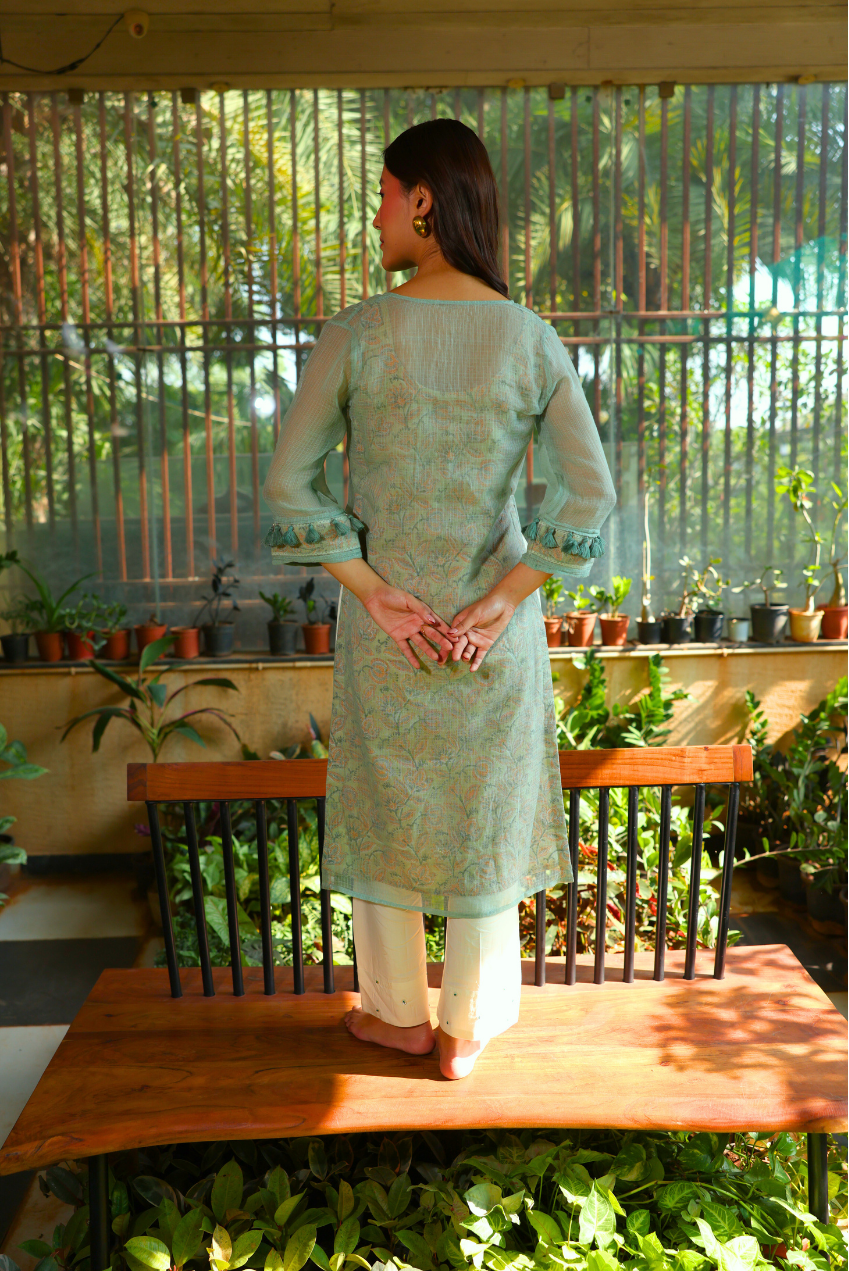 EKAM JADE DORIYA KURTA
