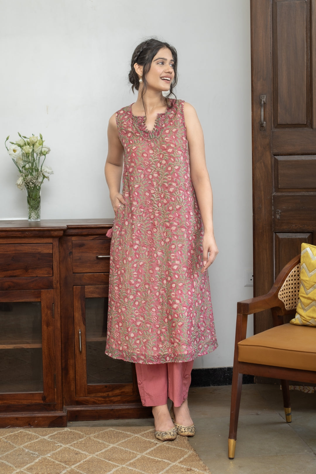 MAYRA CHANDHERI KURTA SET