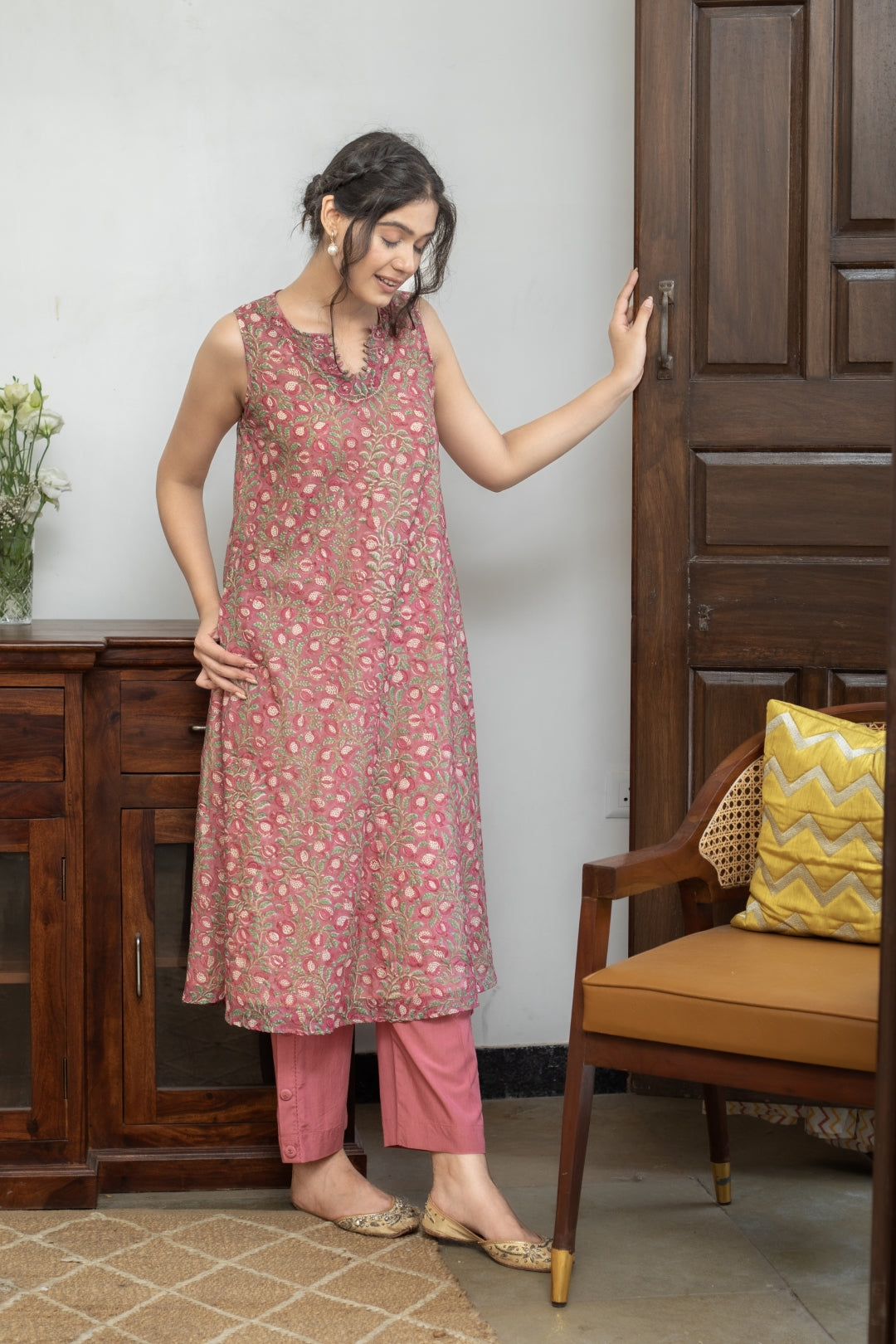 MAYRA CHANDHERI KURTA