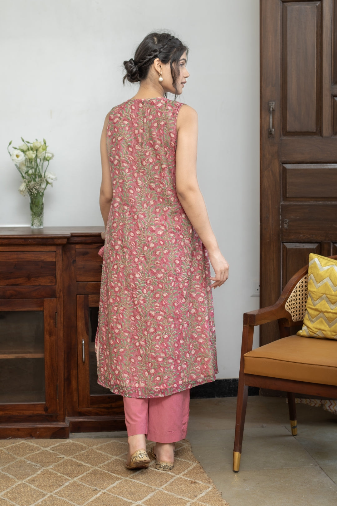 MAYRA CHANDHERI KURTA SET