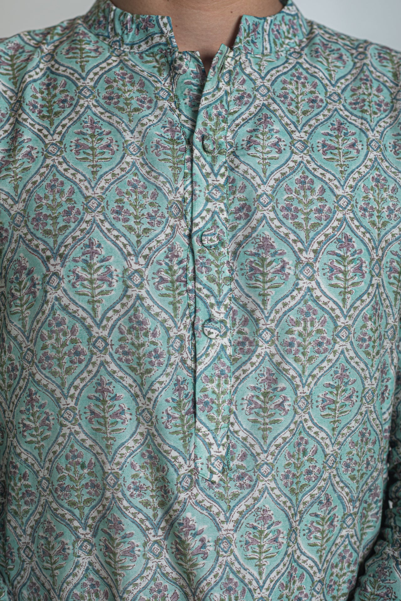 POWER CHANDHERI KURTA SET