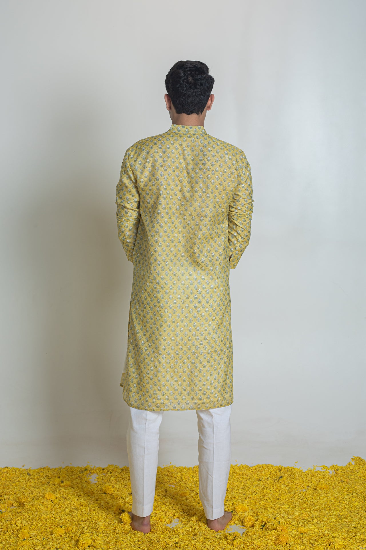 FABLE CHANDHERI KURTA SET