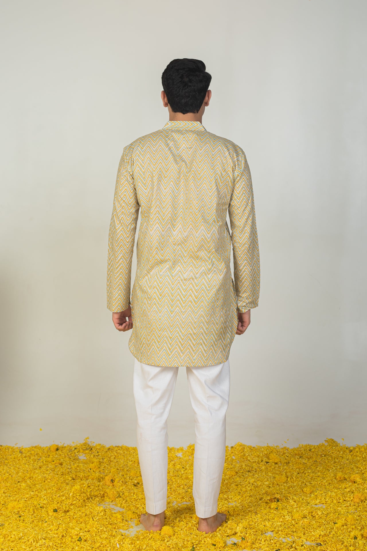 TRADITION CHANDHERI KURTA SET