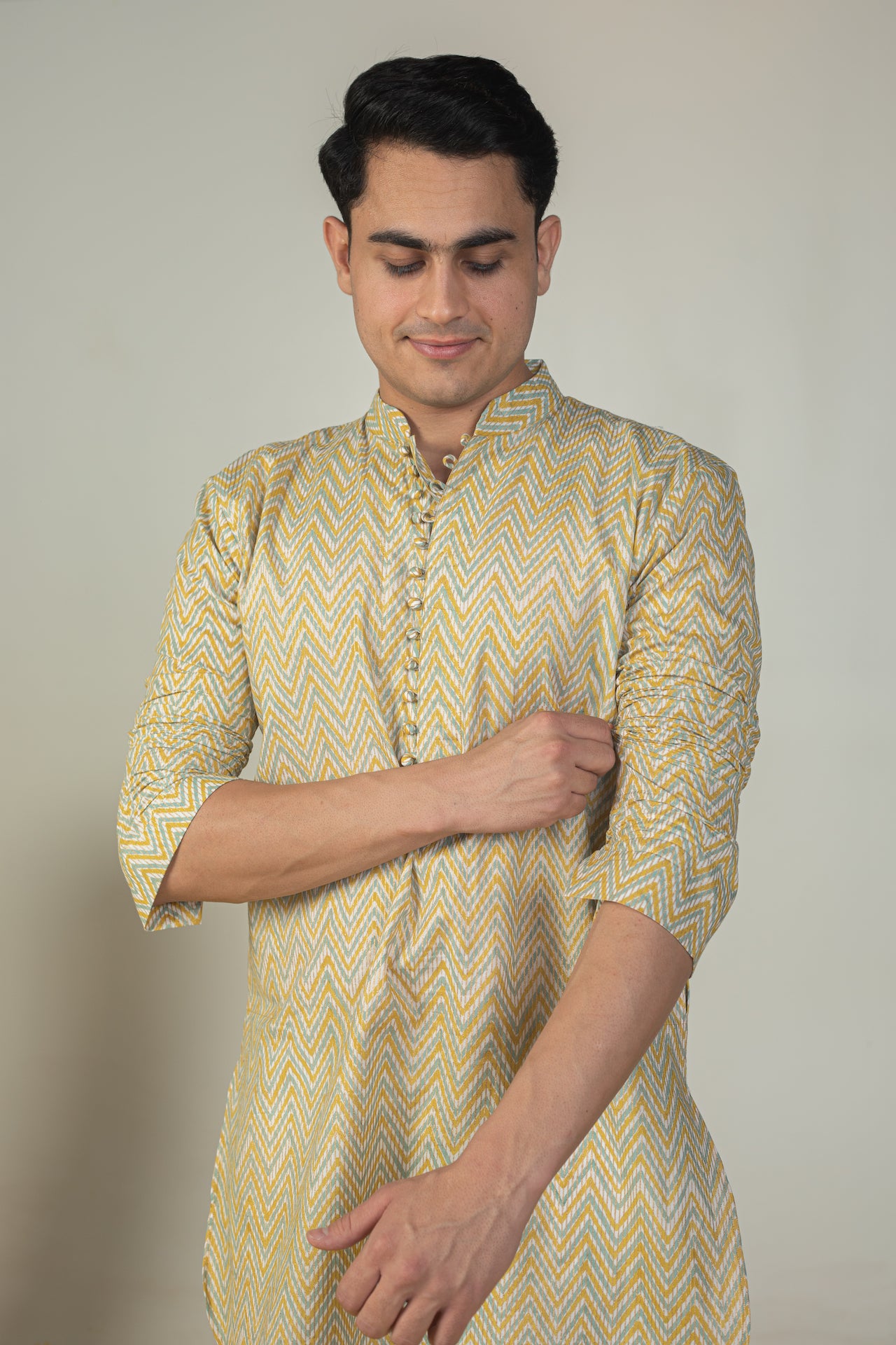 TRADITION CHANDHERI KURTA SET