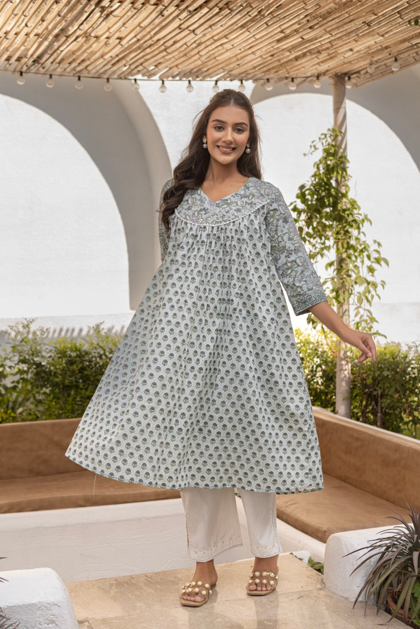 AQUA ALLURE PRINTED KURTA SET