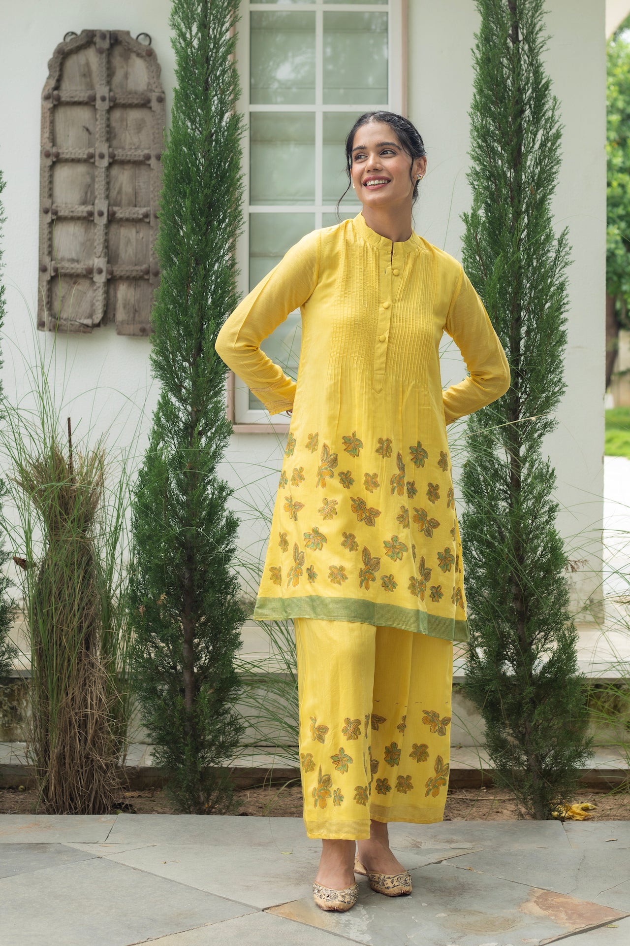 KESAR MUSLIN KURTA SET