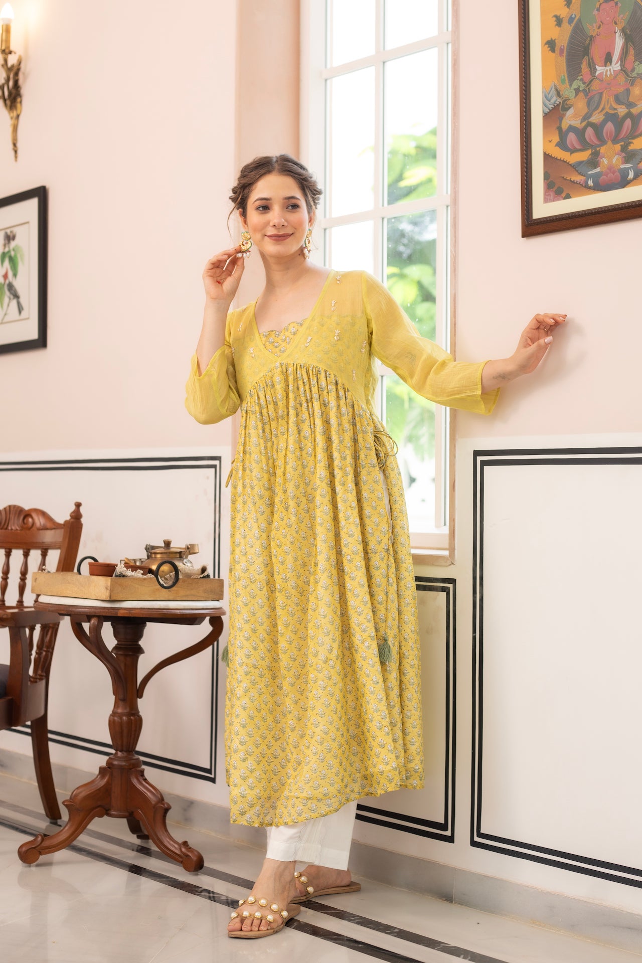 ECCENTRIC CHANDERI GOLD KURTA