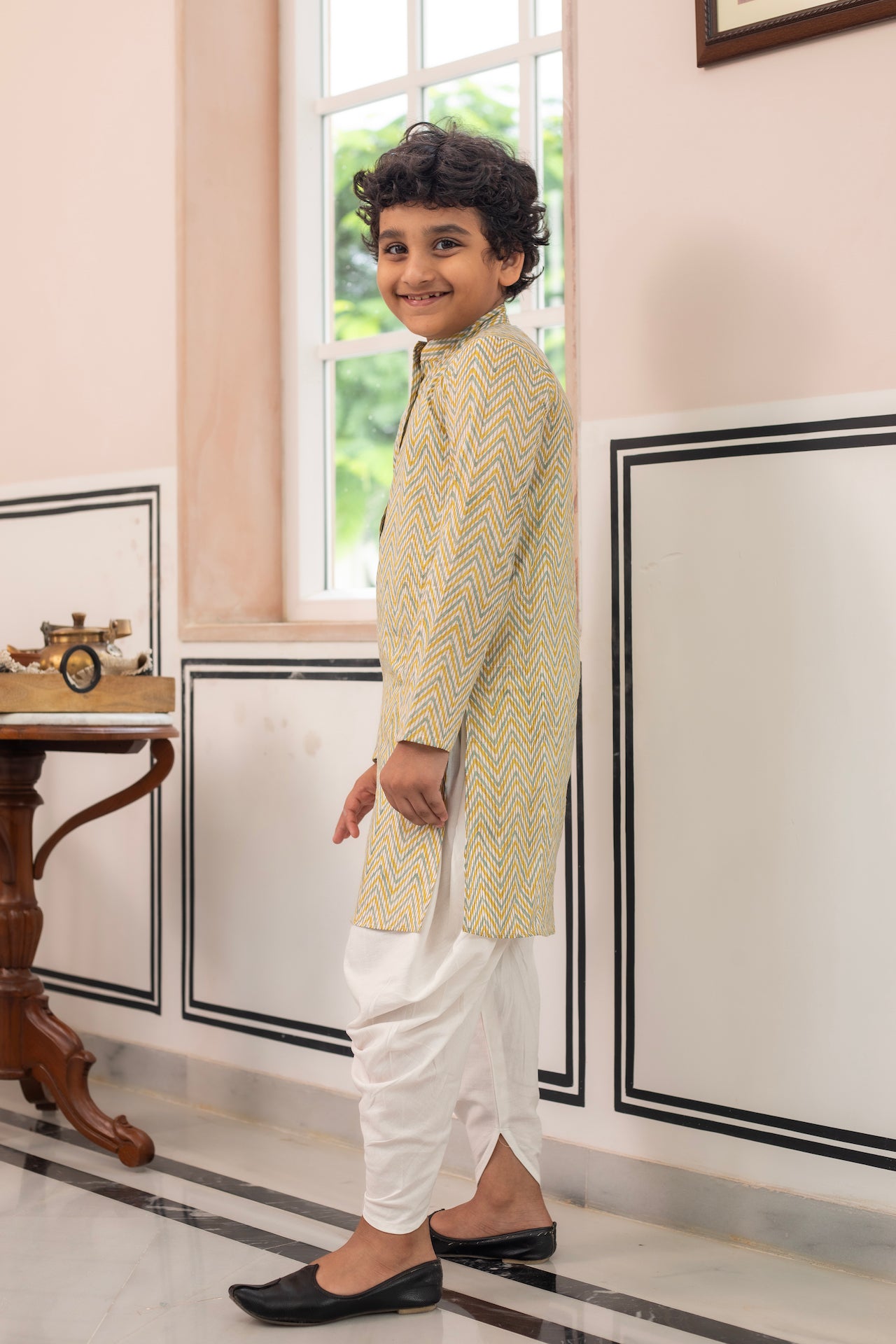 WAVY WHIMSY WHITE COTTON KURTA SET