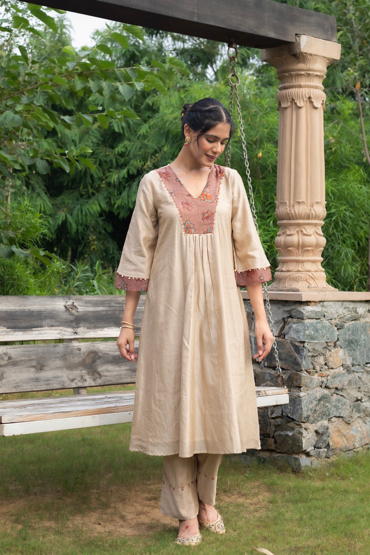 NAIRA CHANDHERI KURTA