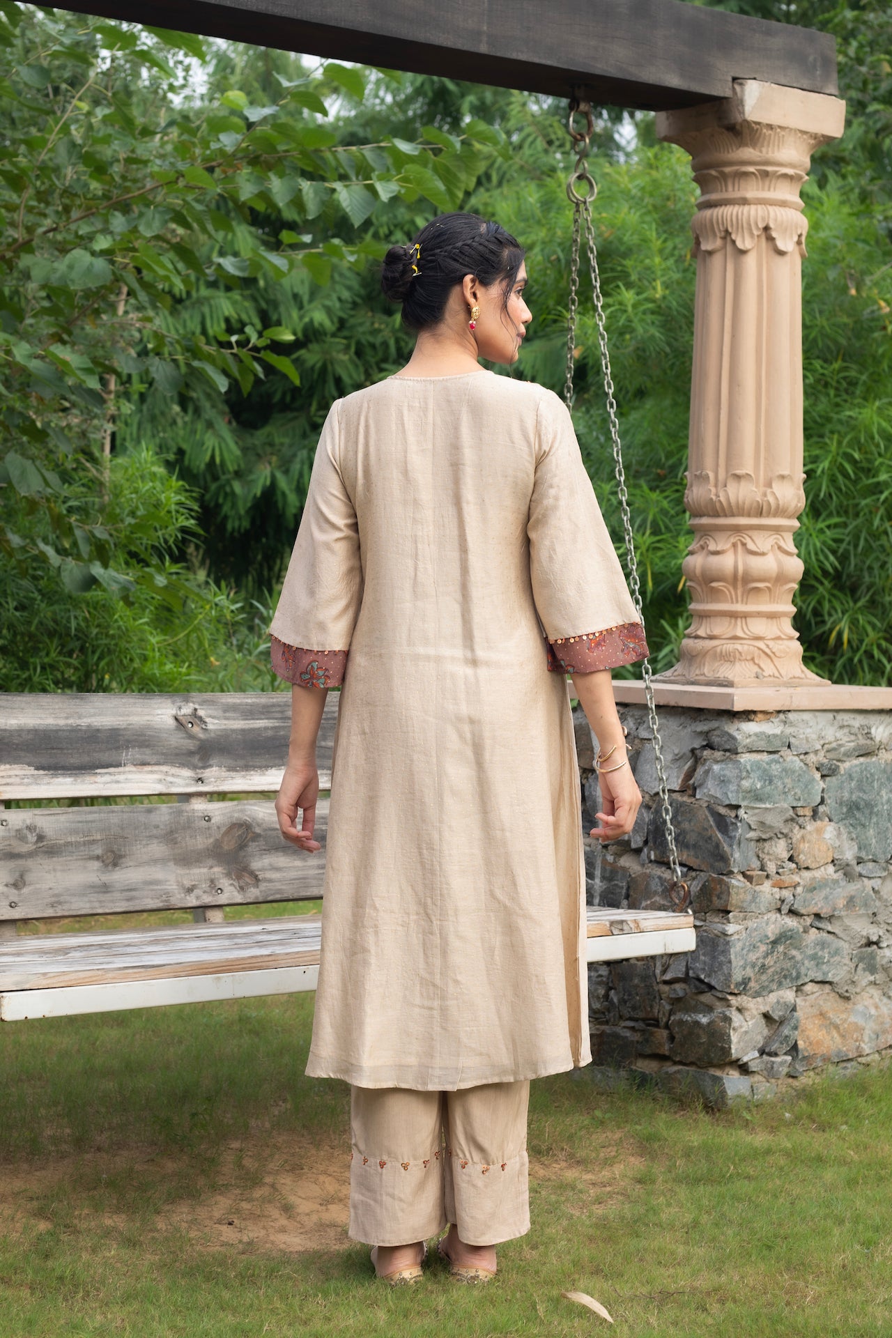 NAIRA CHANDHERI KURTA