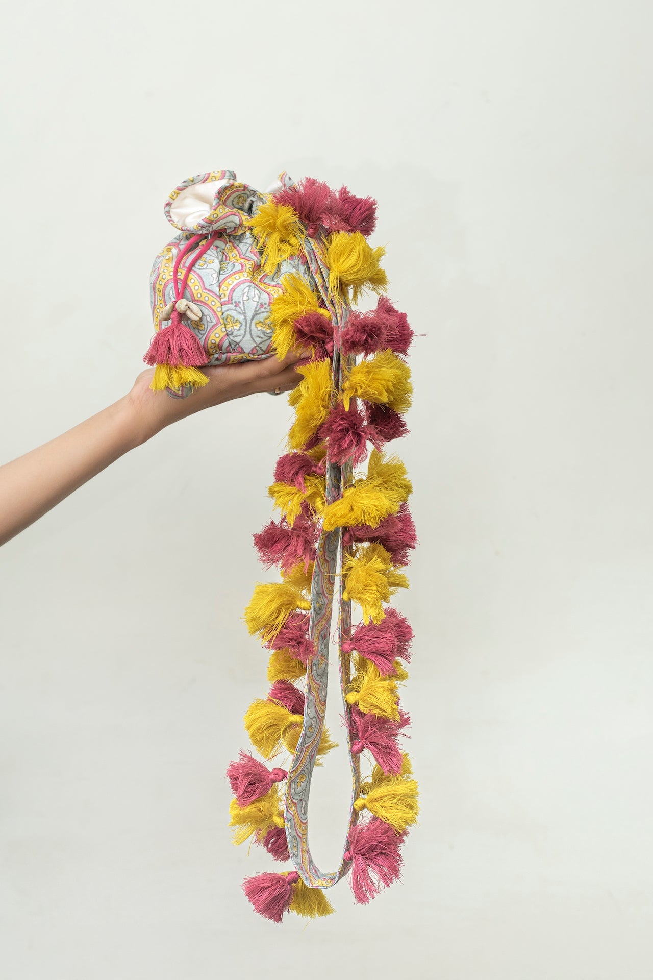 HUED POTLI BAG