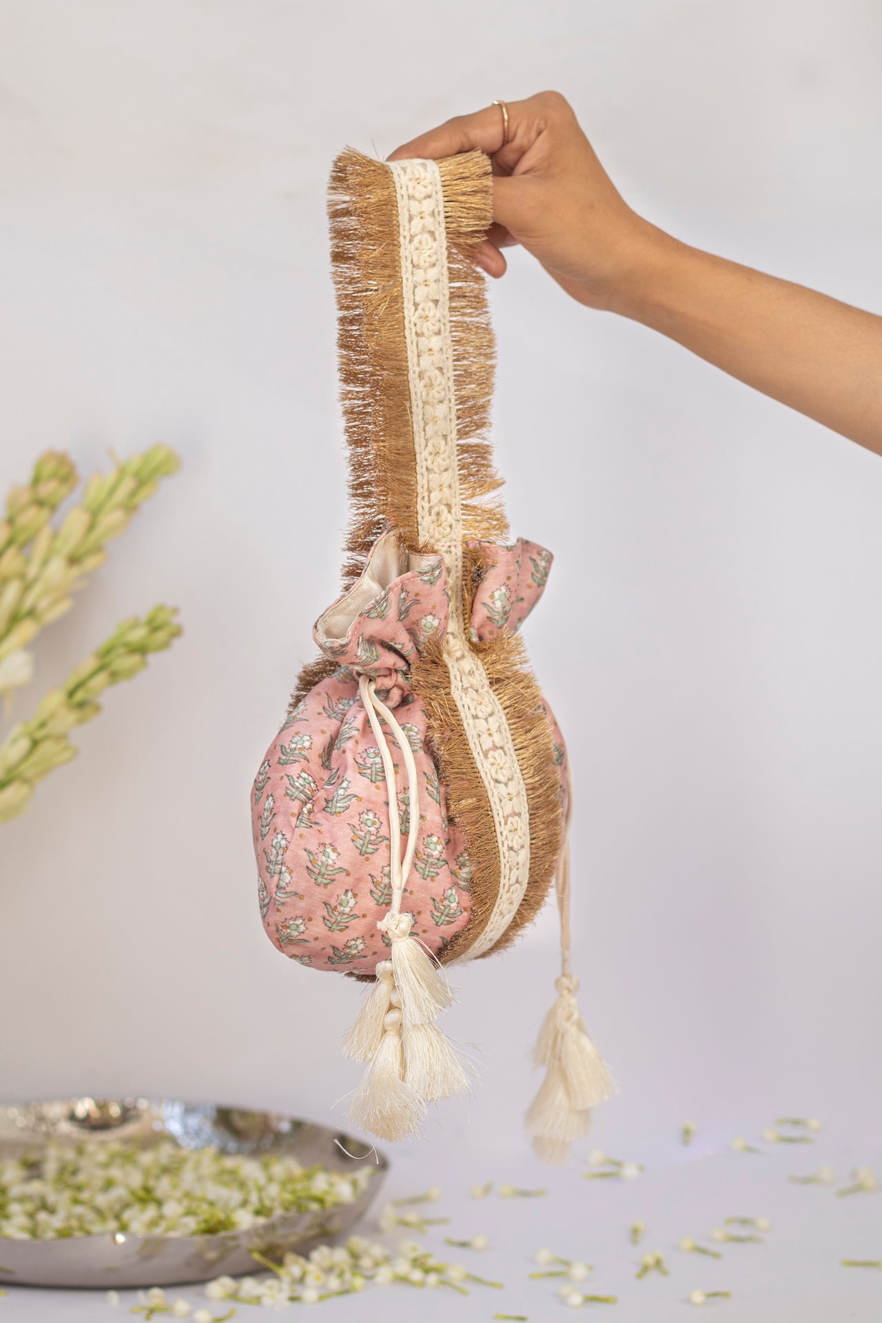 MAUVE LACED POTLI BAG