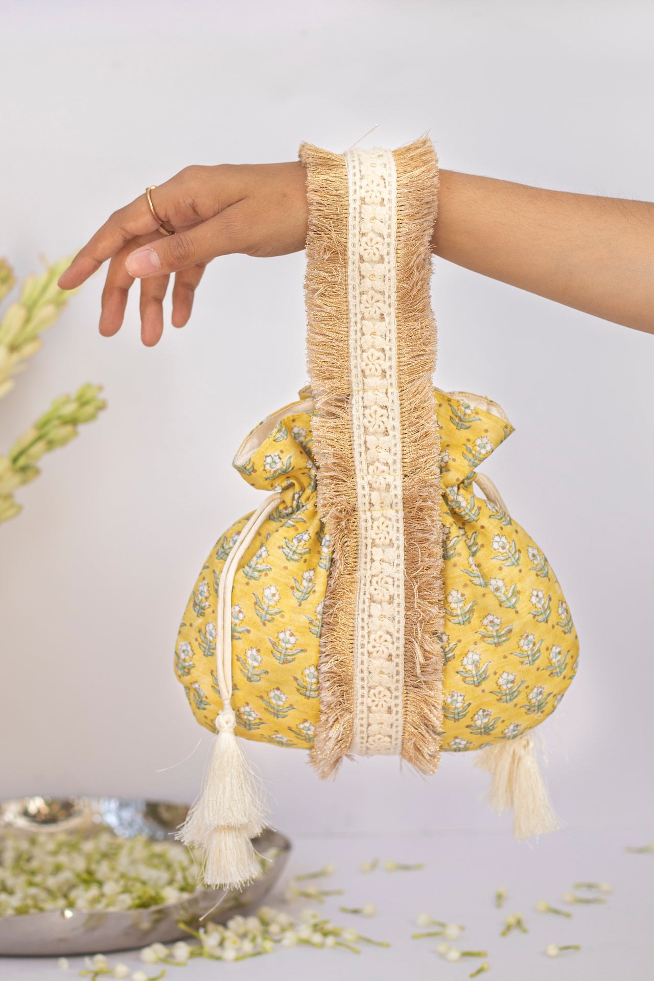 DAFFODIL LACED POTLI BAG