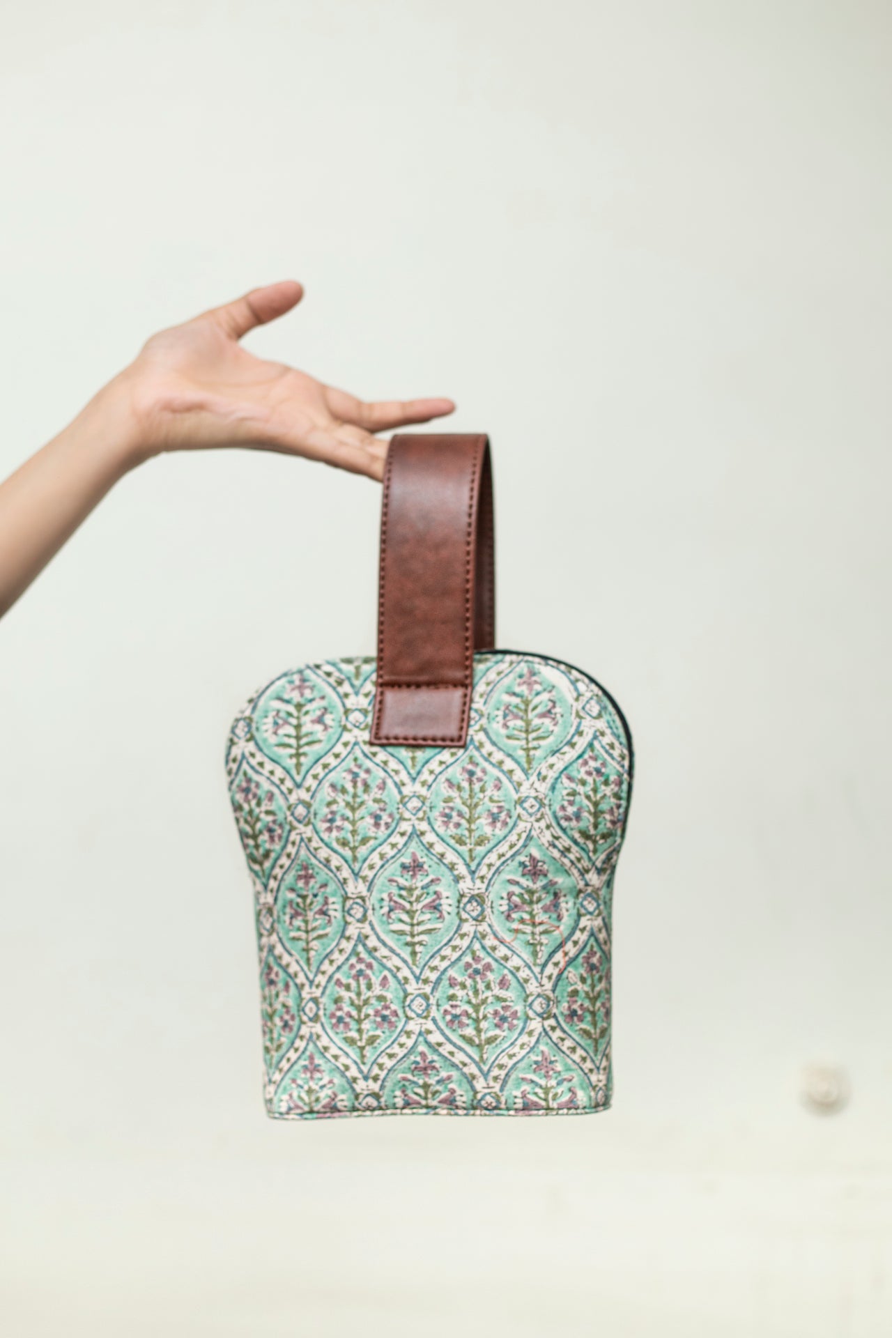 TEAL PRINTED WRIST BAG