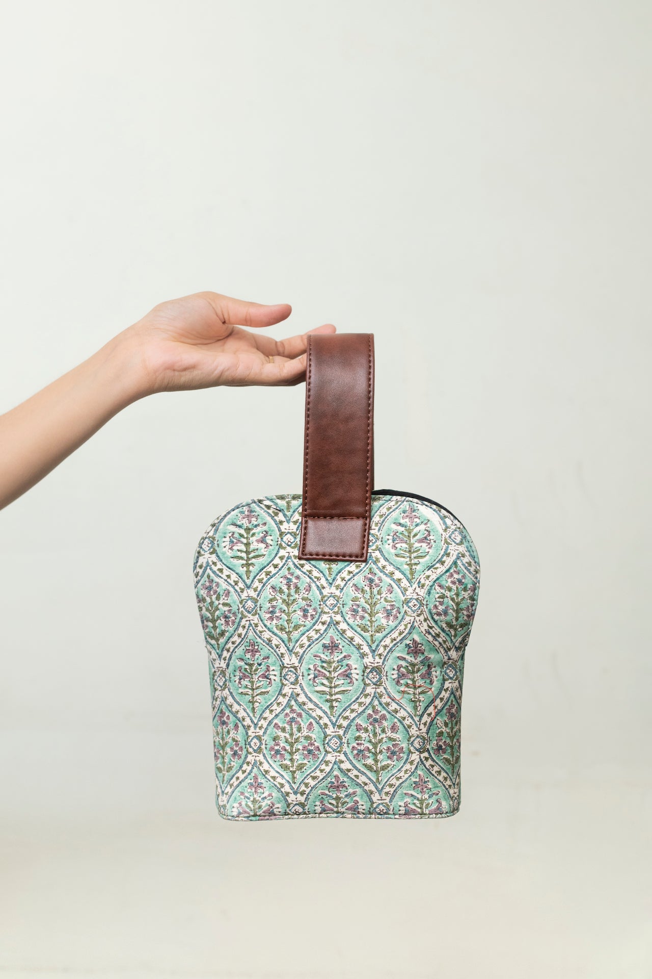 TEAL PRINTED WRIST BAG