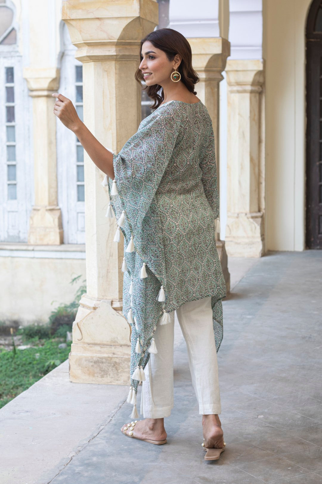 SUBLIME CHANDHERI KURTA SET