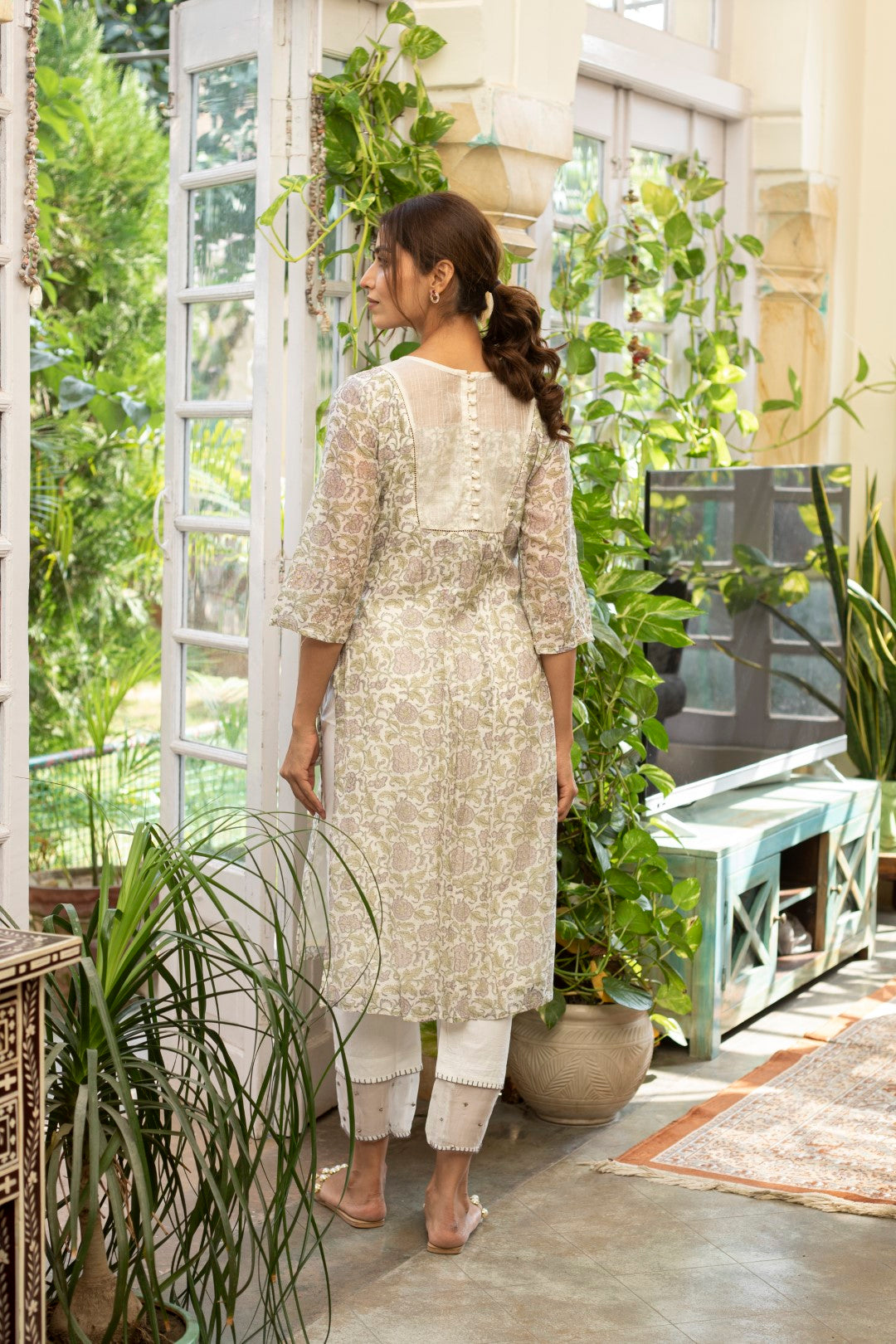 PRISTINE CHANDHERI KURTA SET