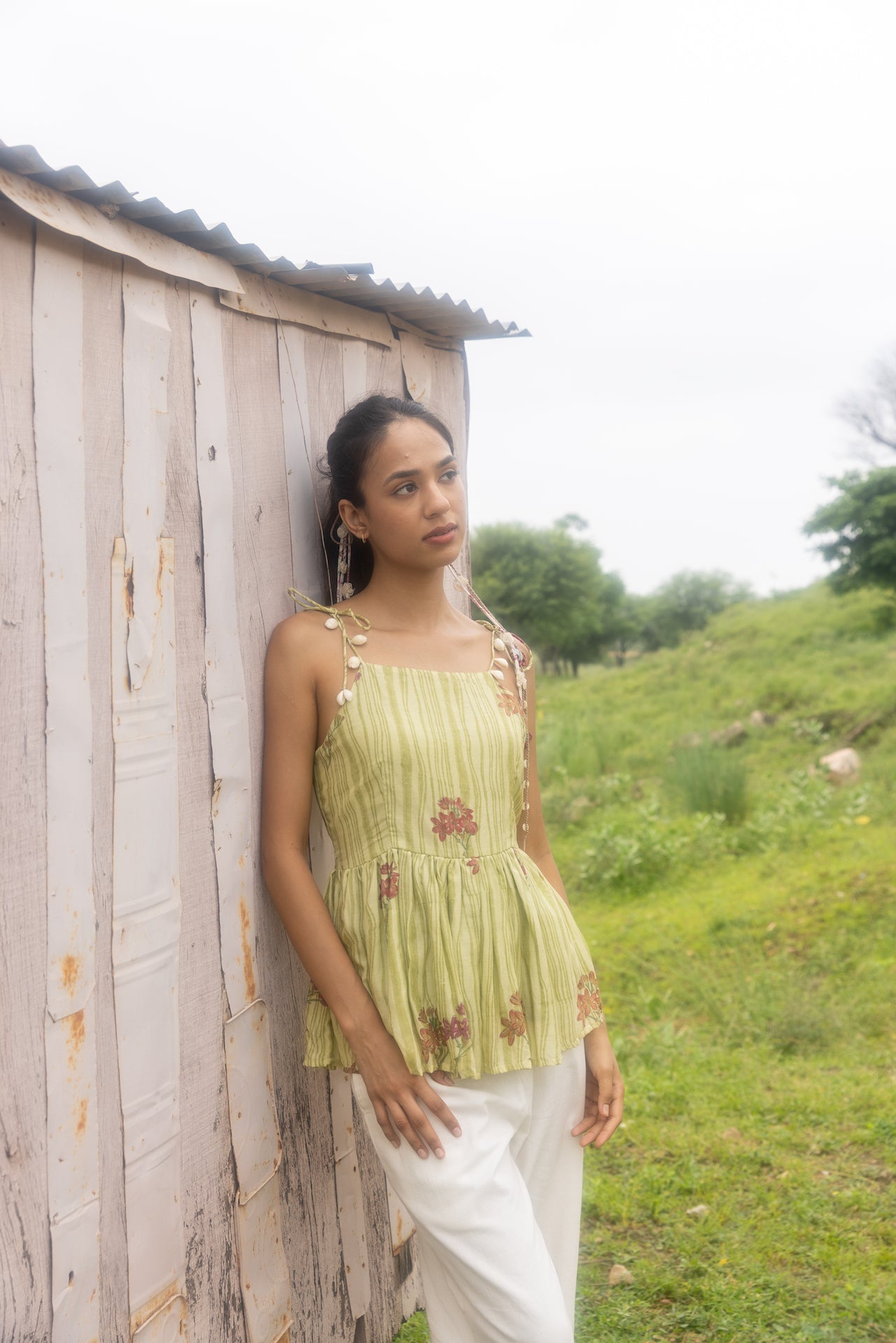 MINNIE CHANDERI TOP