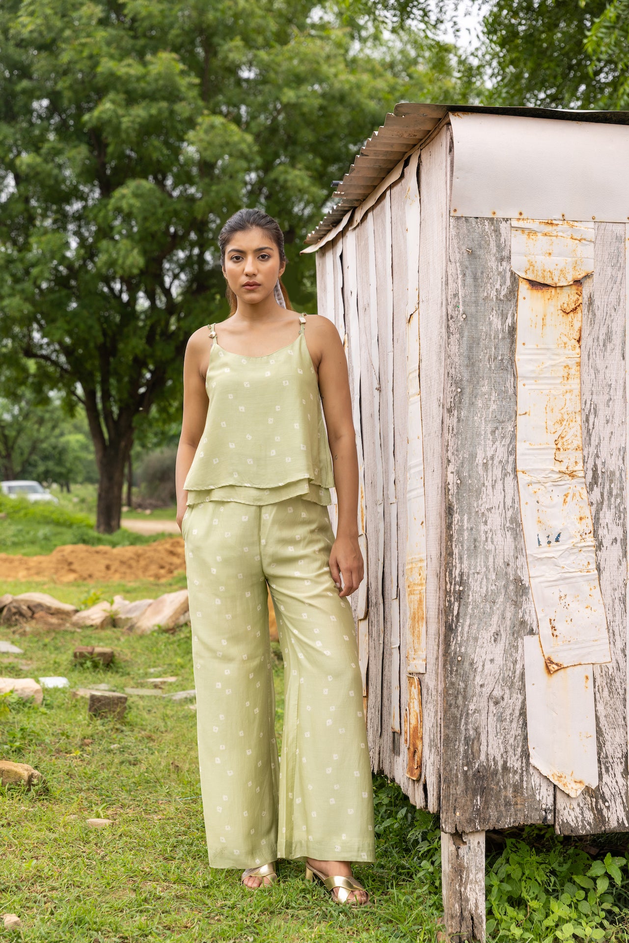 PLAIN JANE MUSLIN SILK TOP