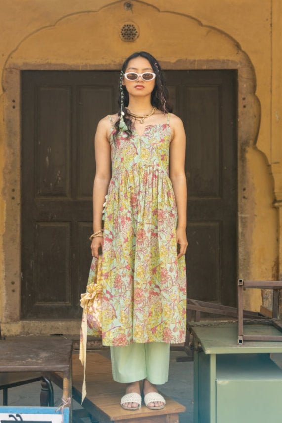 FROSTBITE FLORAL KURTA SET