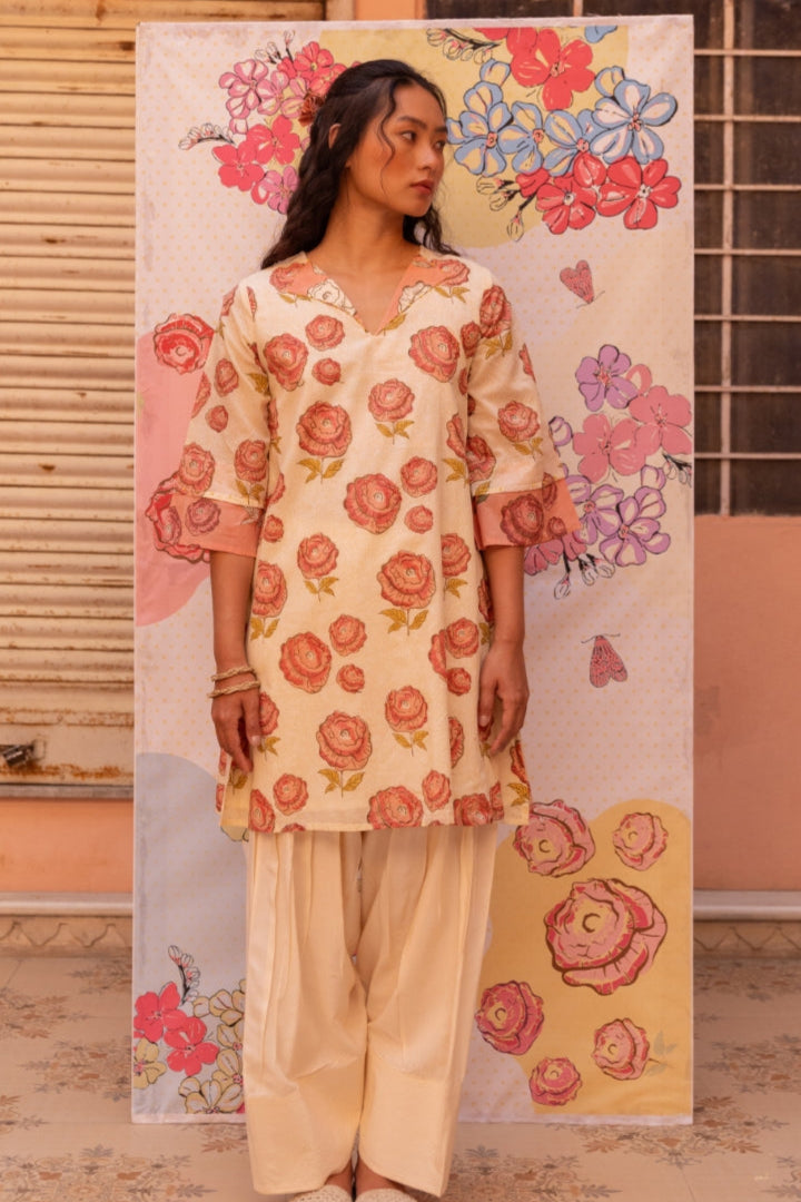 ROSY BLUSH FLORAL KURTA