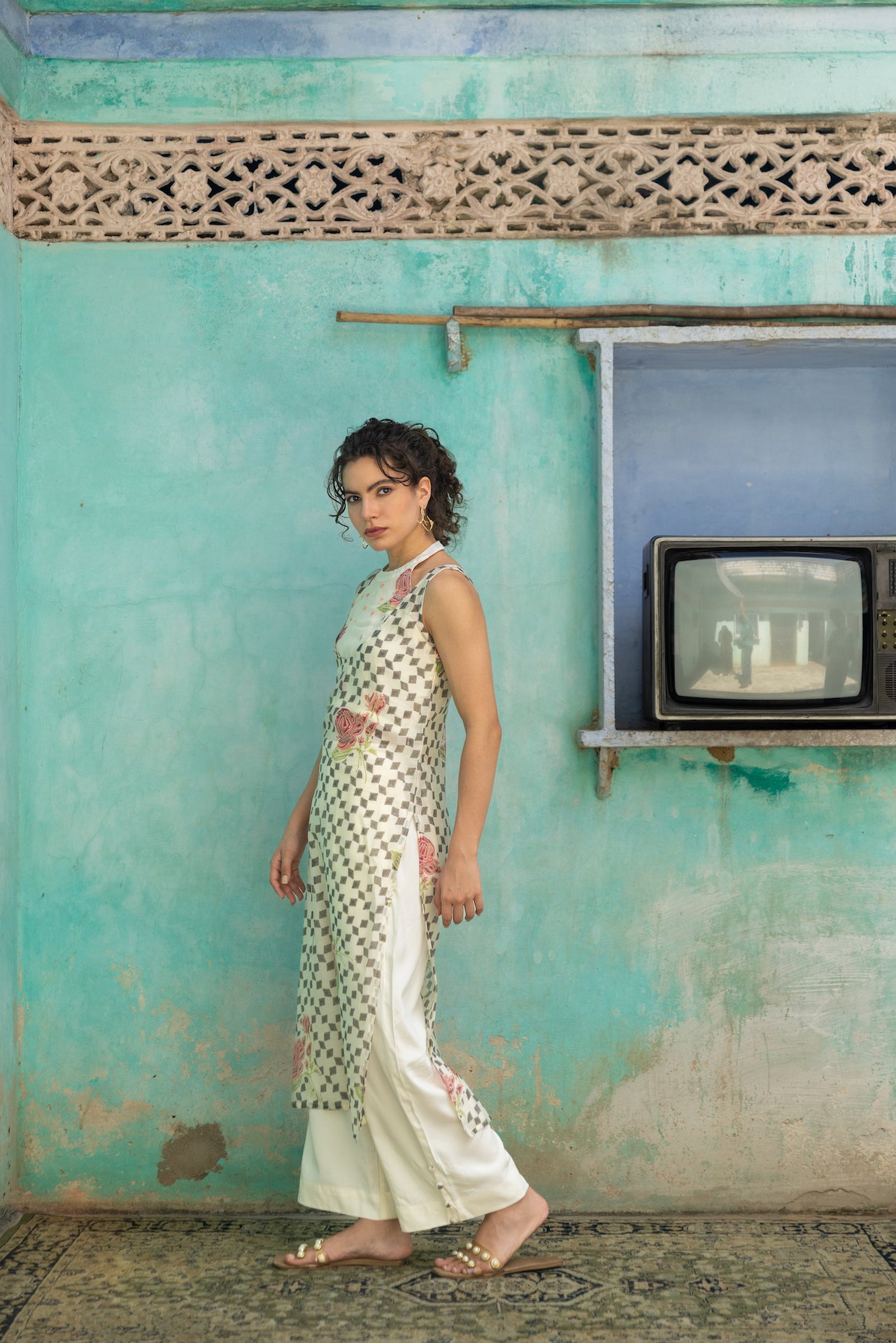 KARENA CHANDERI KURTA SET