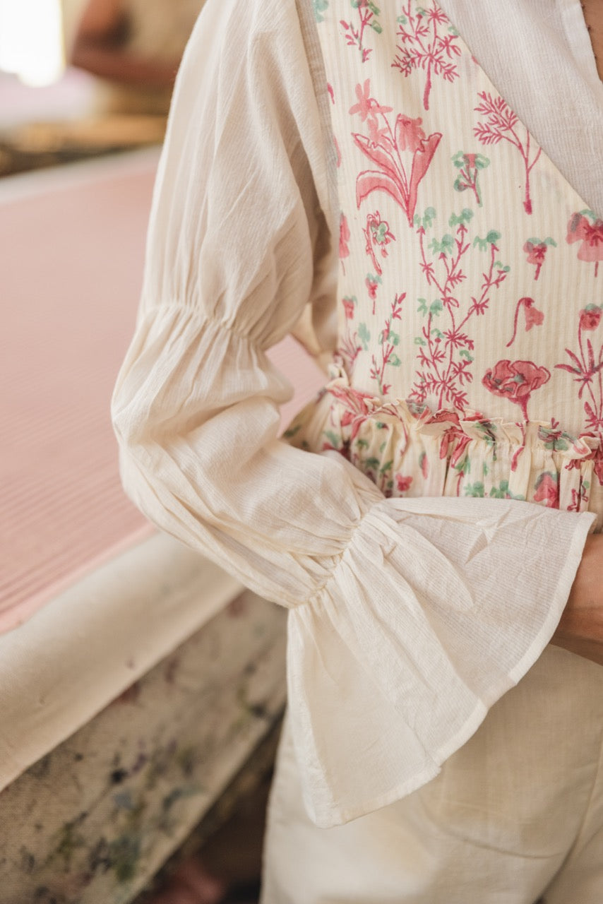 VOGUE PETITE COTTON TOP