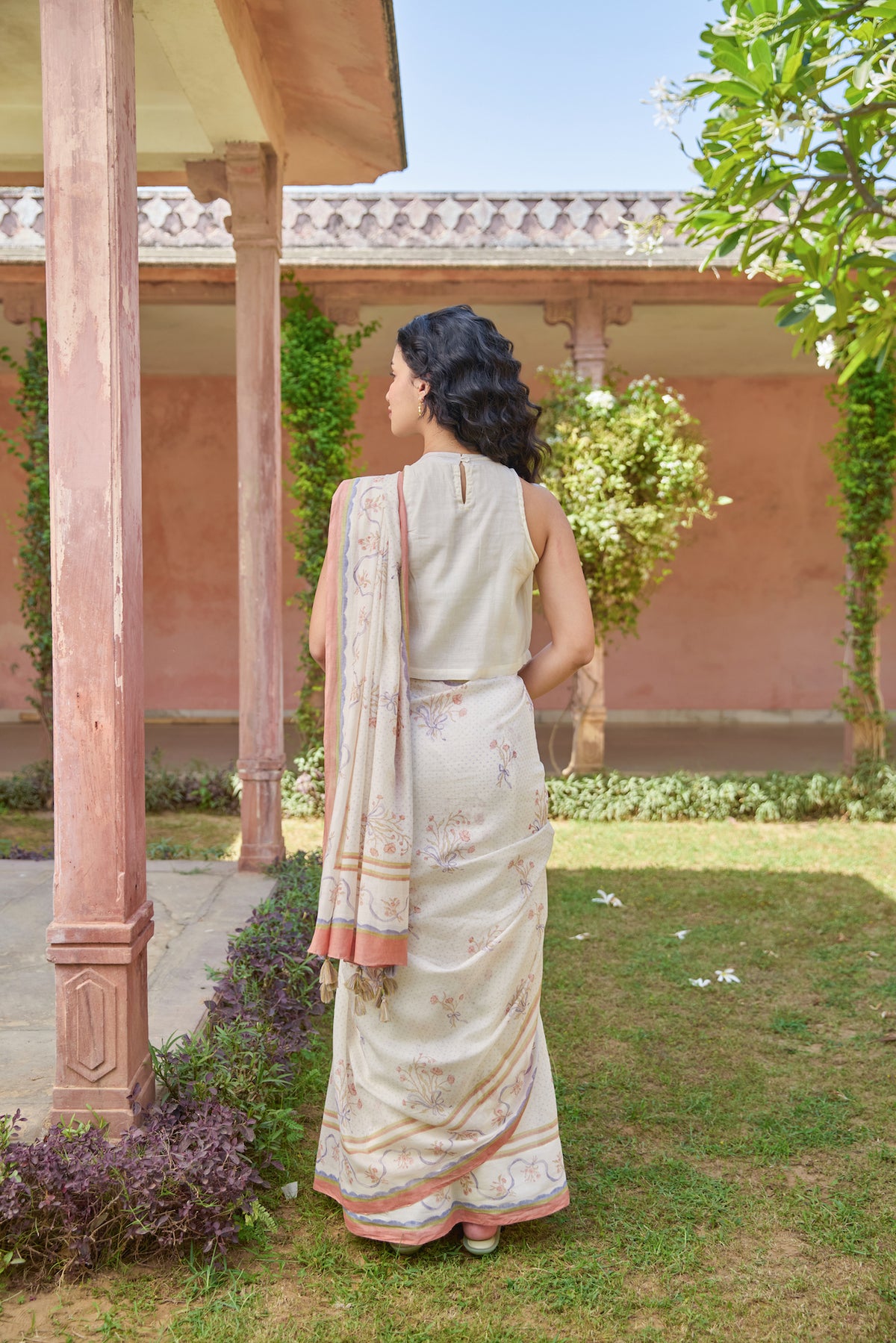FAE SAREE WITH UNSTITCHED BLOUSE