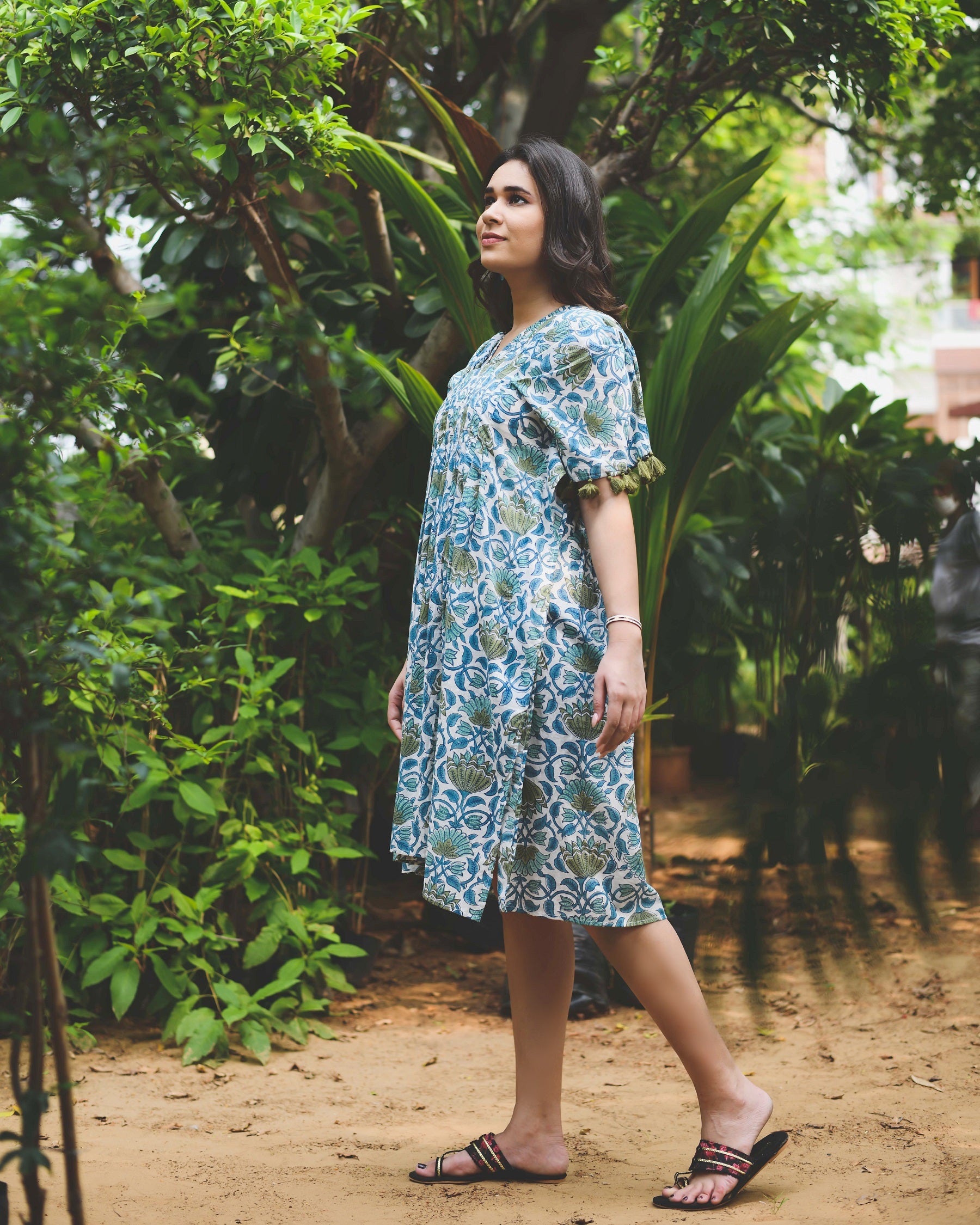 OLIVE GREEN FLORAL KAFTAN