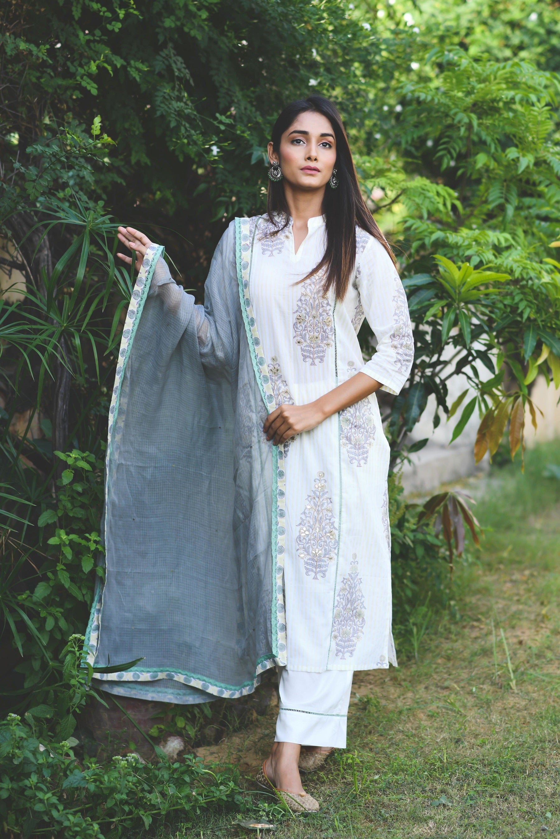 MISHRI GOTA PATTI KURTA - LIME