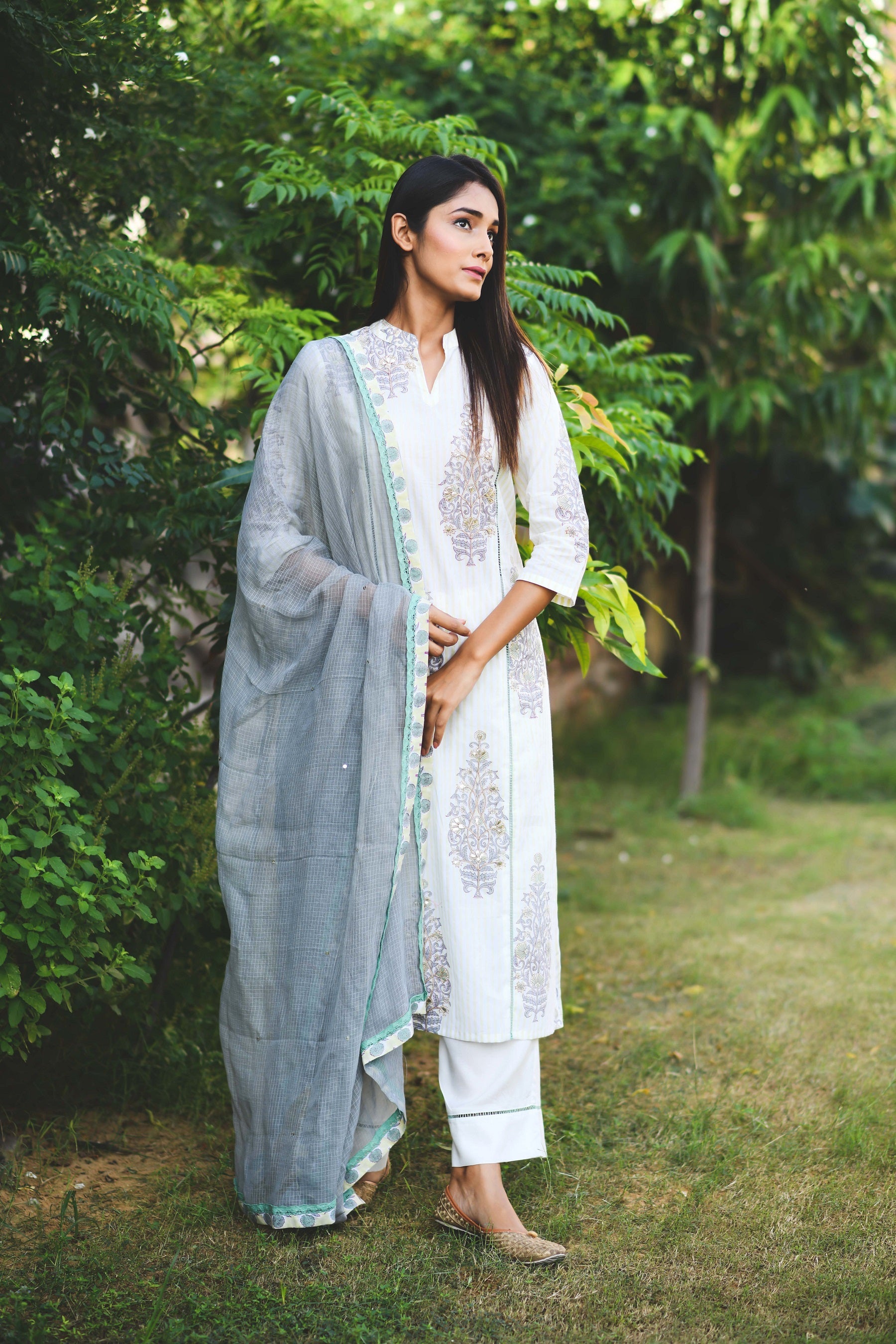 MISHRI GOTA PATTI KURTA - LIME