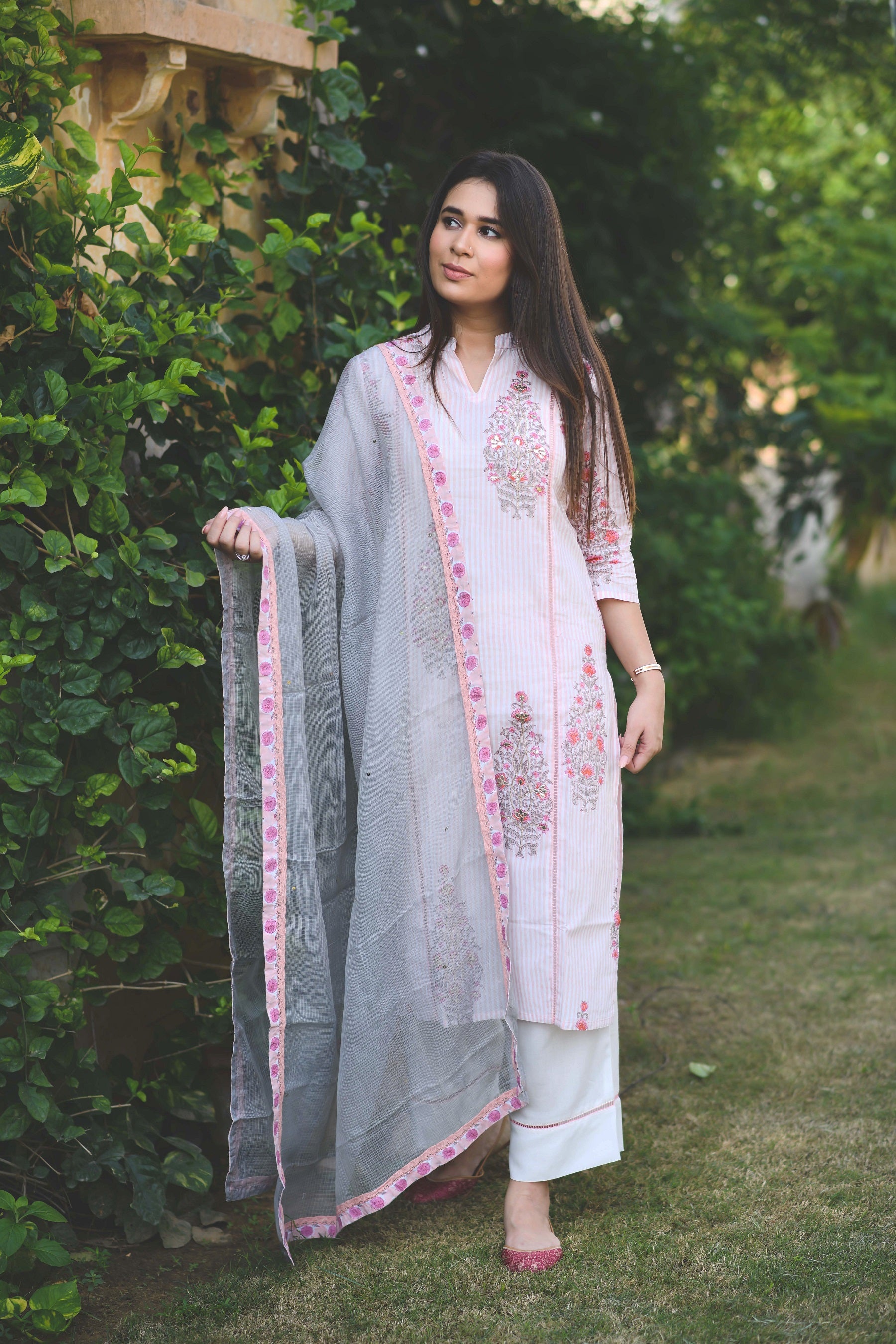 MISHRI GOTA PATTI KURTA SET