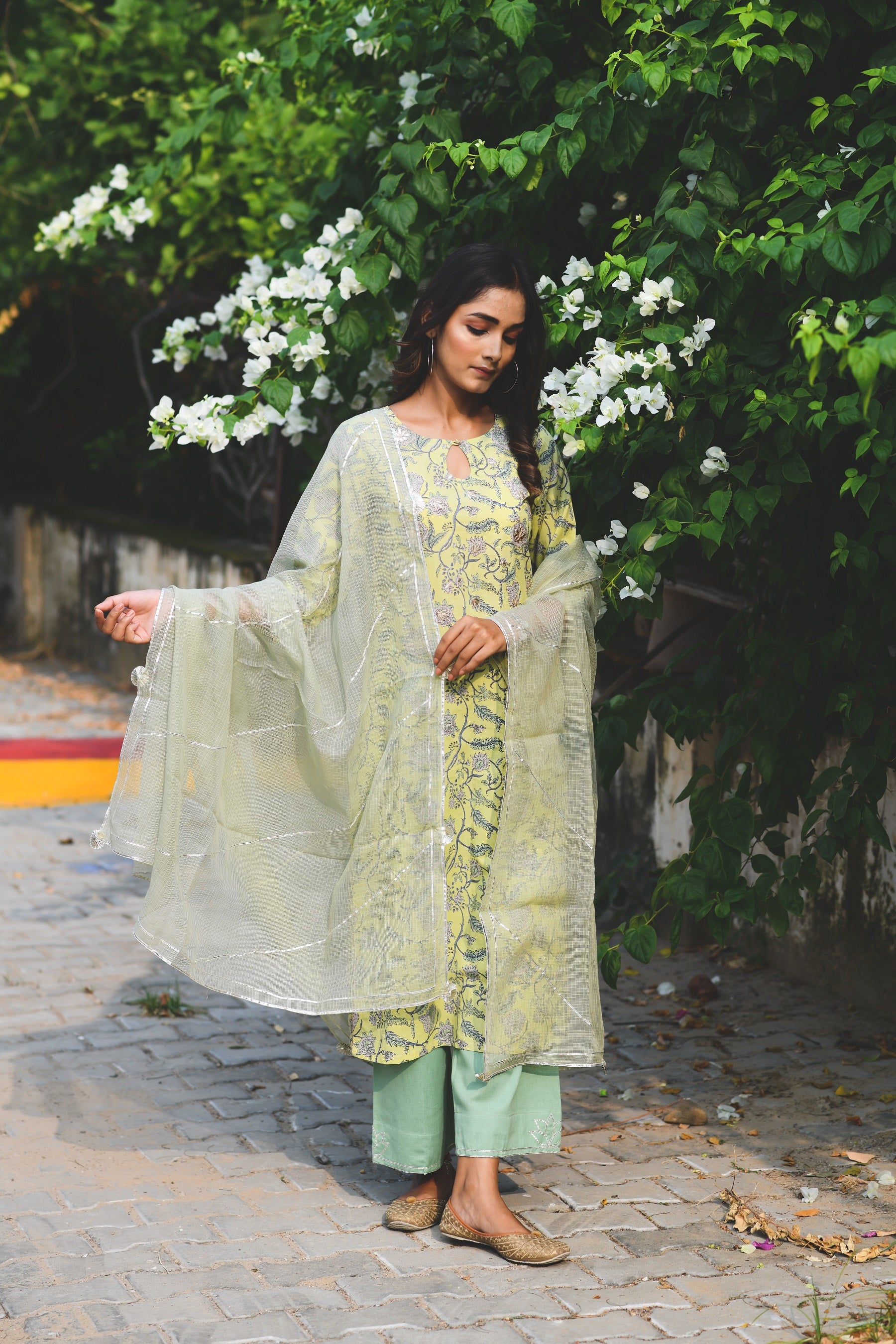 MADHUMATI GOTA PATTI KURTA- GREEN