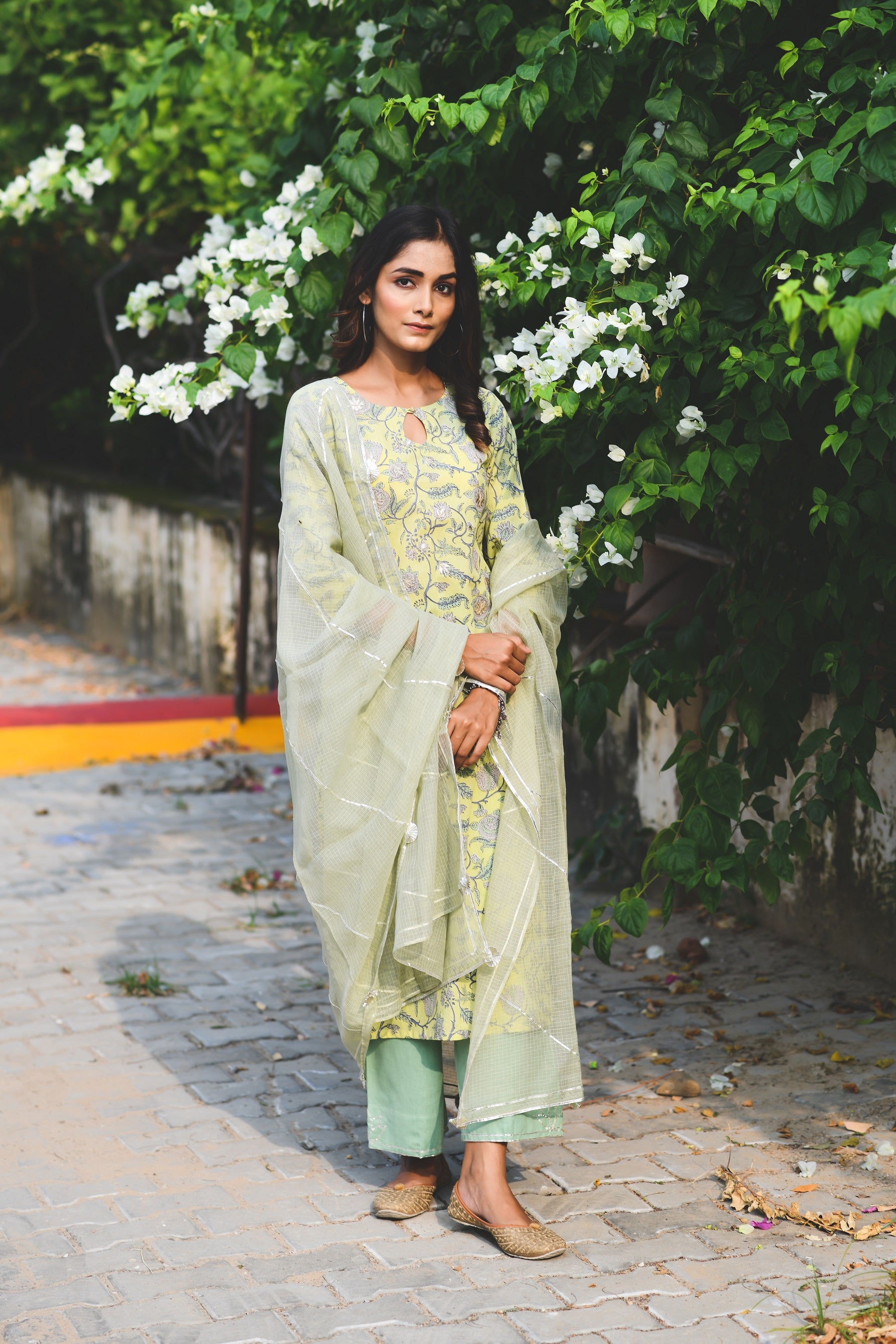 MADHUMATI GOTA PATTI KURTA- GREEN