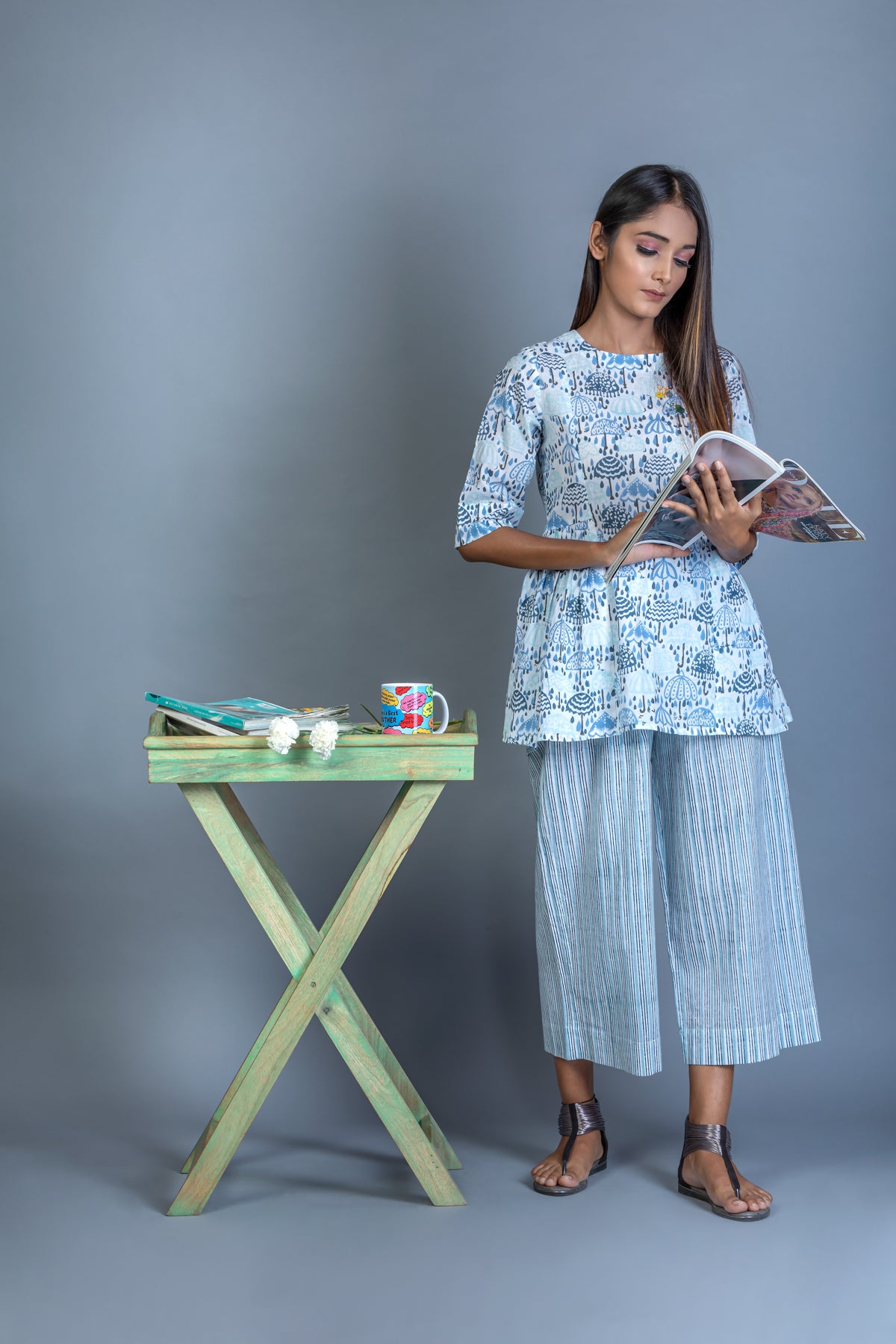 BLUE  TINY UMBRELLA  EASY BREEZY SET
